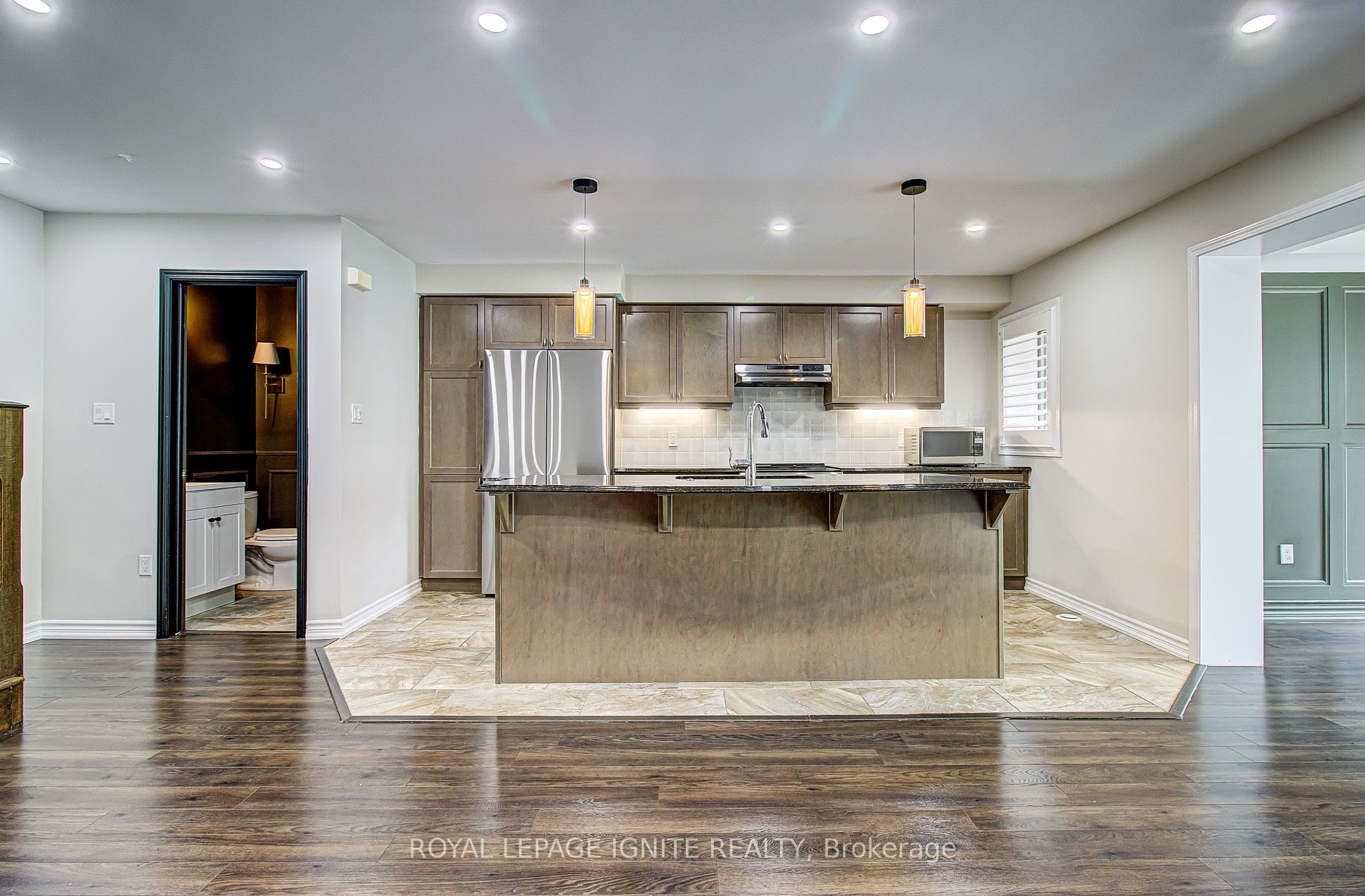 3061 Harebell Gate, Oakville, ON L6M 0Y9 photo 3