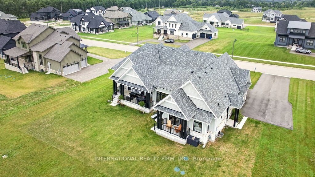 82 William Crisp Drive, Caledon, ON L7K 1N3 photo 5