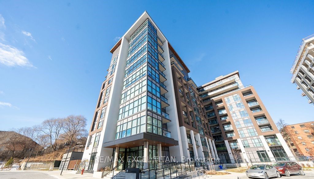 25 Neighbourhood Lane 208, Toronto, ON M8Y 0C4