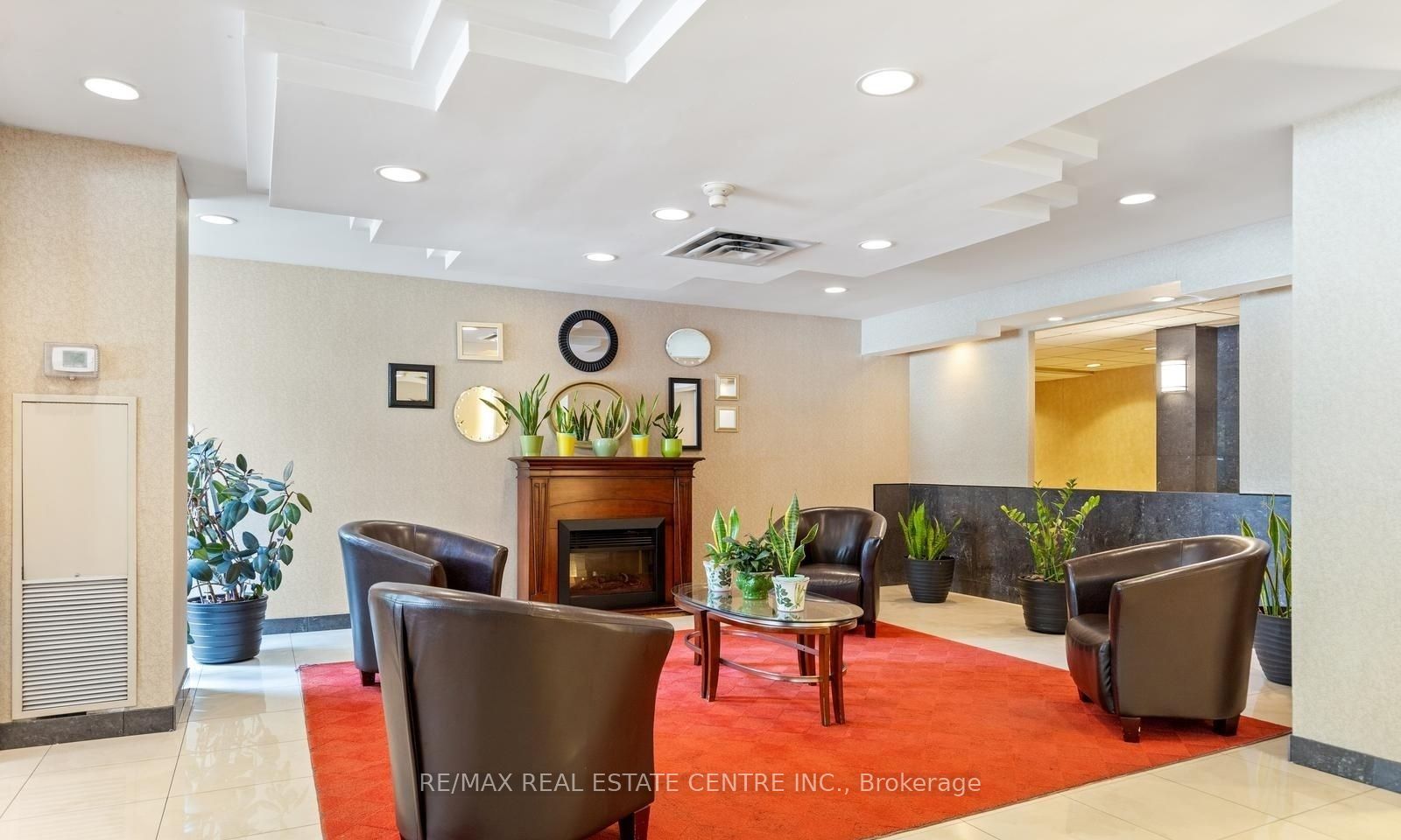 300 Webb Drive 1515, Mississauga, ON L5B 3W3 photo 3