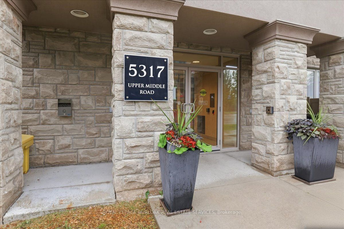 5317 Upper Middle Road 118, Burlington, ON L7L 0G8 photo 4