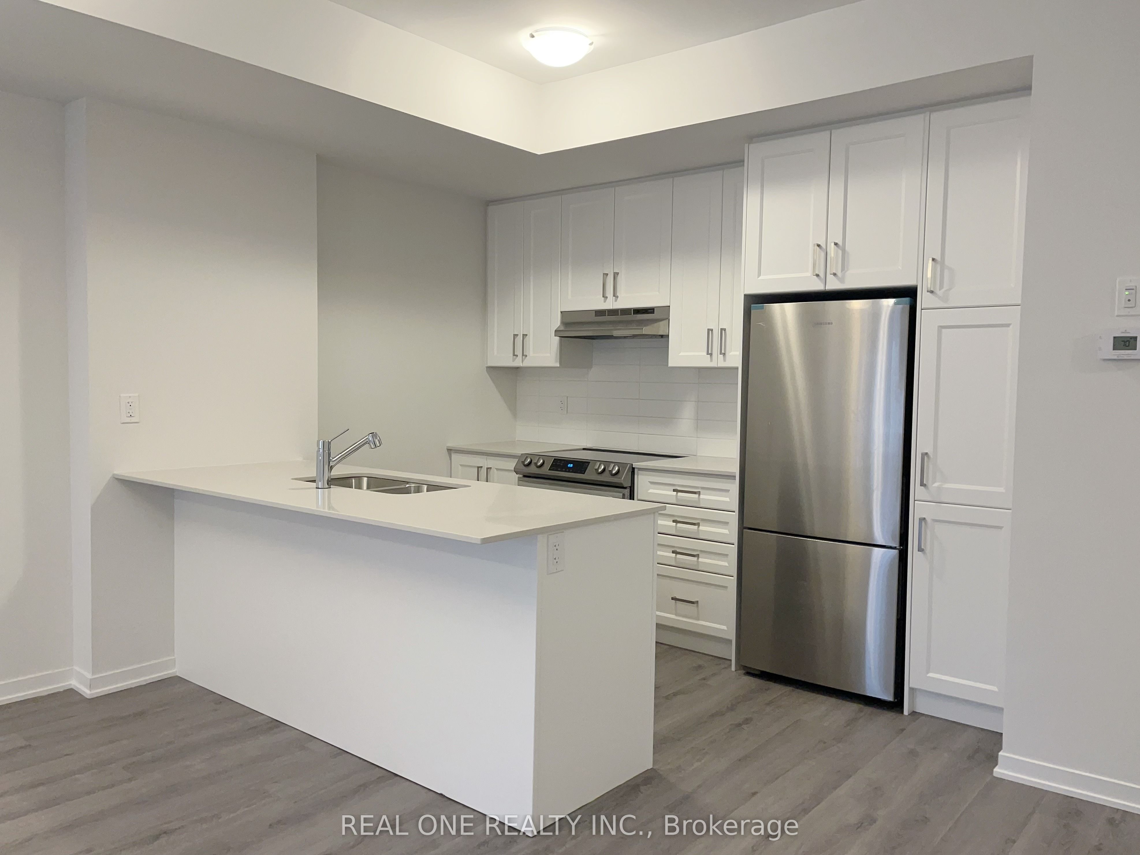30 William Jackson Way 104, Toronto, ON M8V 0J8 photo 5