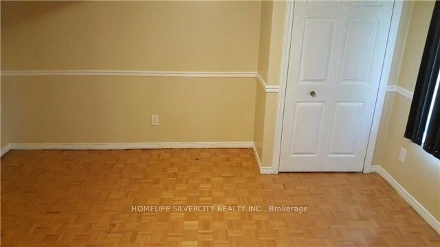 23 Claypine Trail 2, Brampton, ON L6V 3L8 photo 4