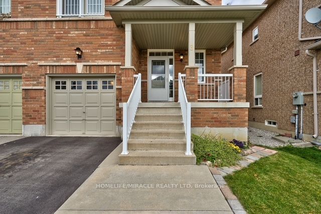 3 Ashdale Road, Brampton, ON L6Y 5M7 photo 2