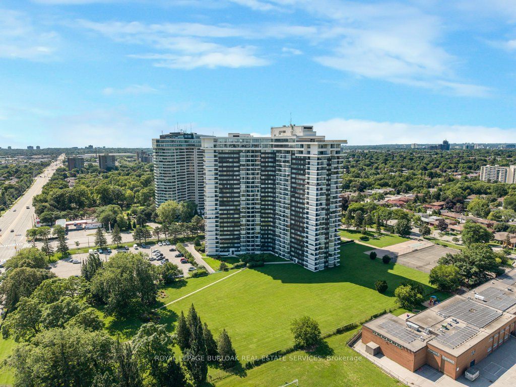 1333 Bloor Street 718, Mississauga, ON L4Y 3T6