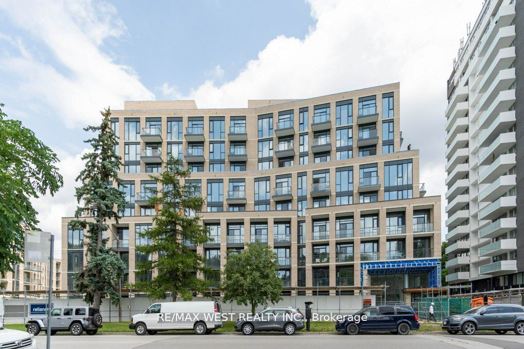 293 The Kingsway 307, Toronto, ON M9A 0E8 photo 2