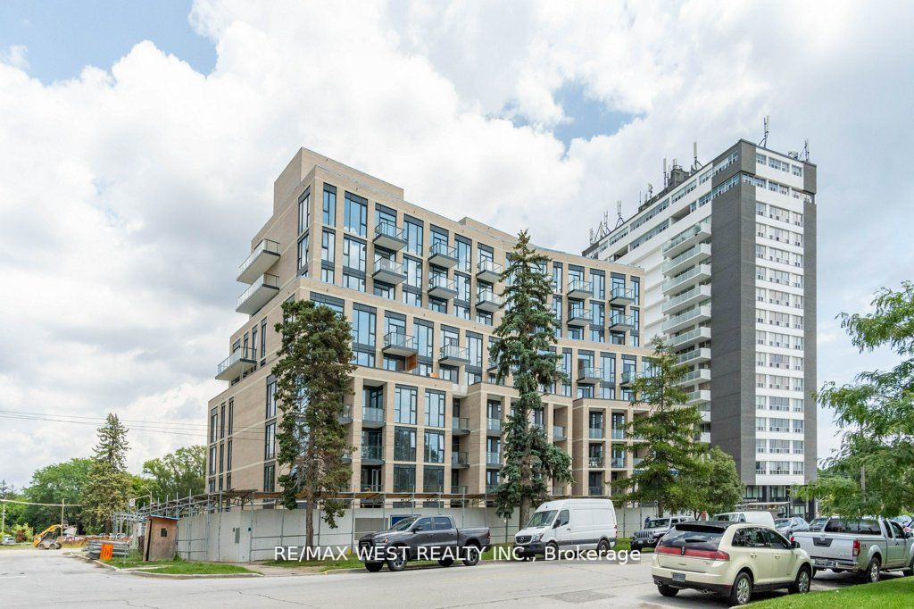 293 The Kingsway 307, Toronto, ON M9A 0E8 photo 3