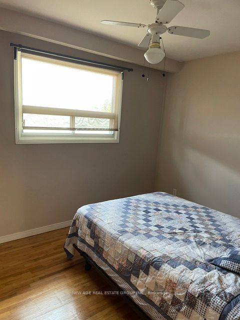 112 Anthia Drive W, Toronto, ON M9L 1K8 photo 4