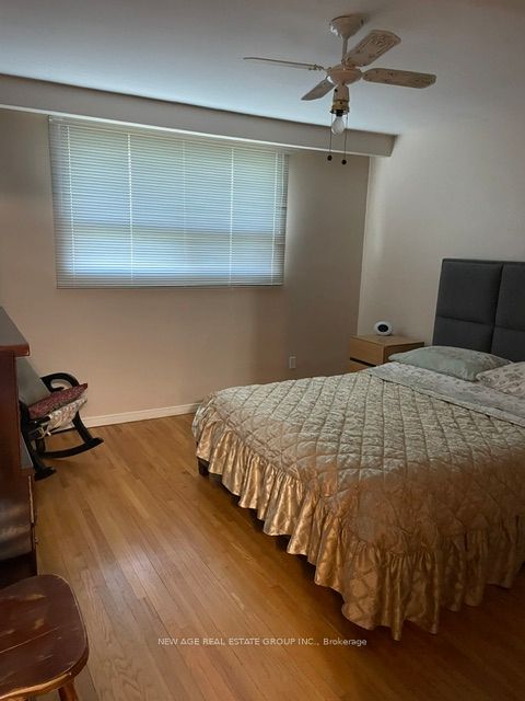 112 Anthia Drive W, Toronto, ON M9L 1K8 photo 5