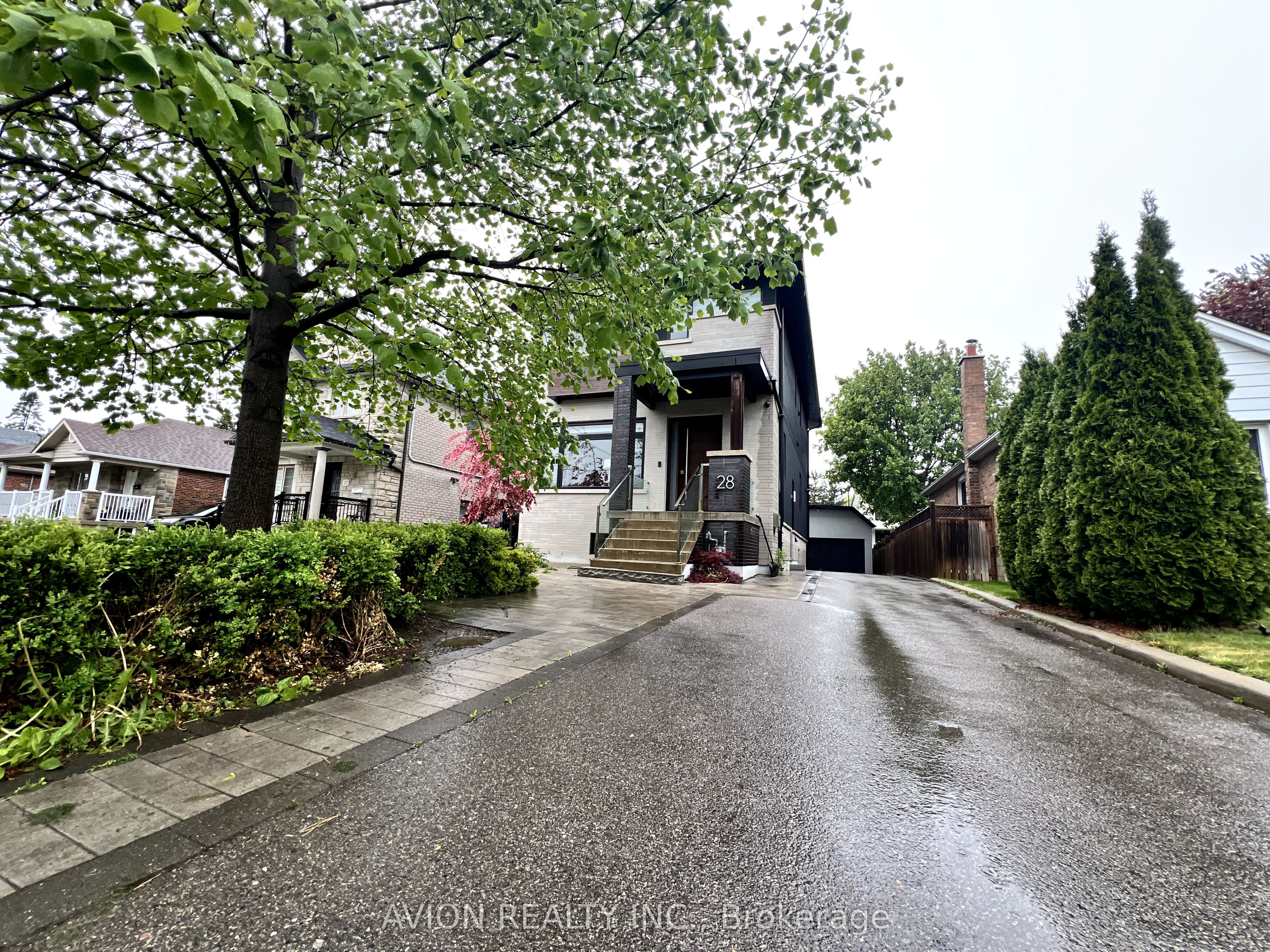 28 Monarchdale Avenue Bsmt, Toronto, ON M6M 2S7 photo 2