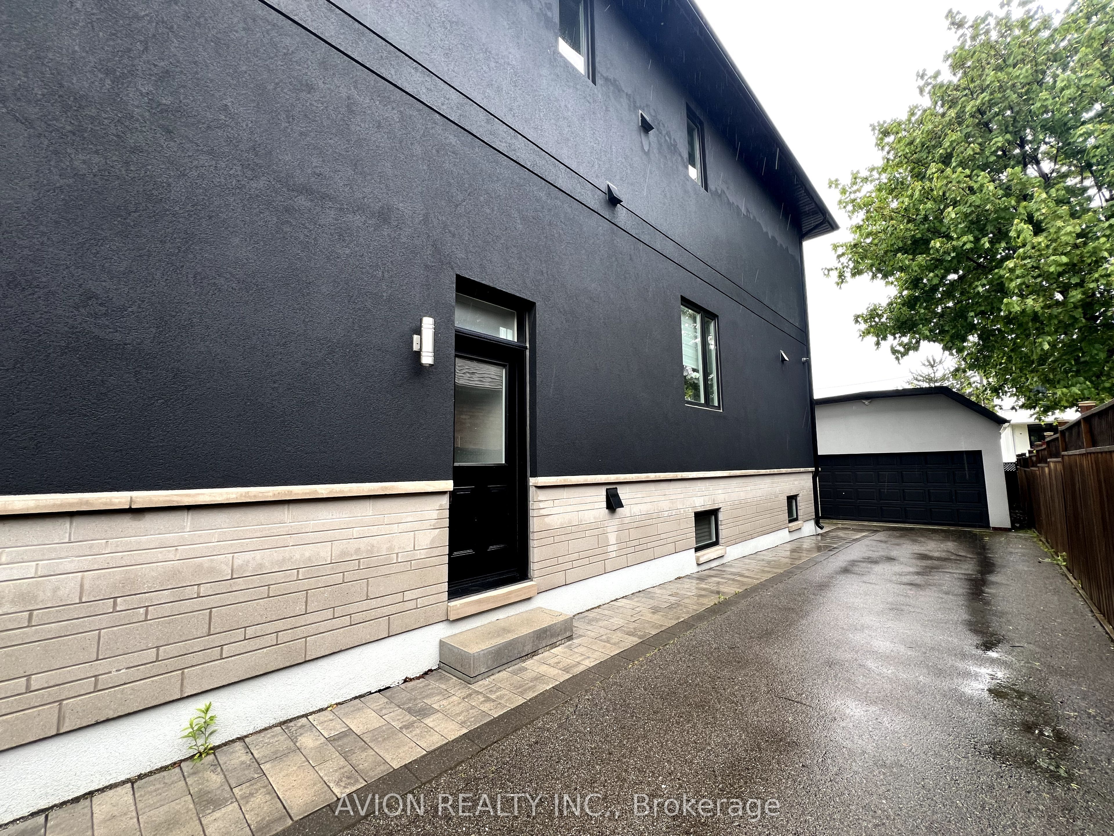 28 Monarchdale Avenue Bsmt, Toronto, ON M6M 2S7 photo 3