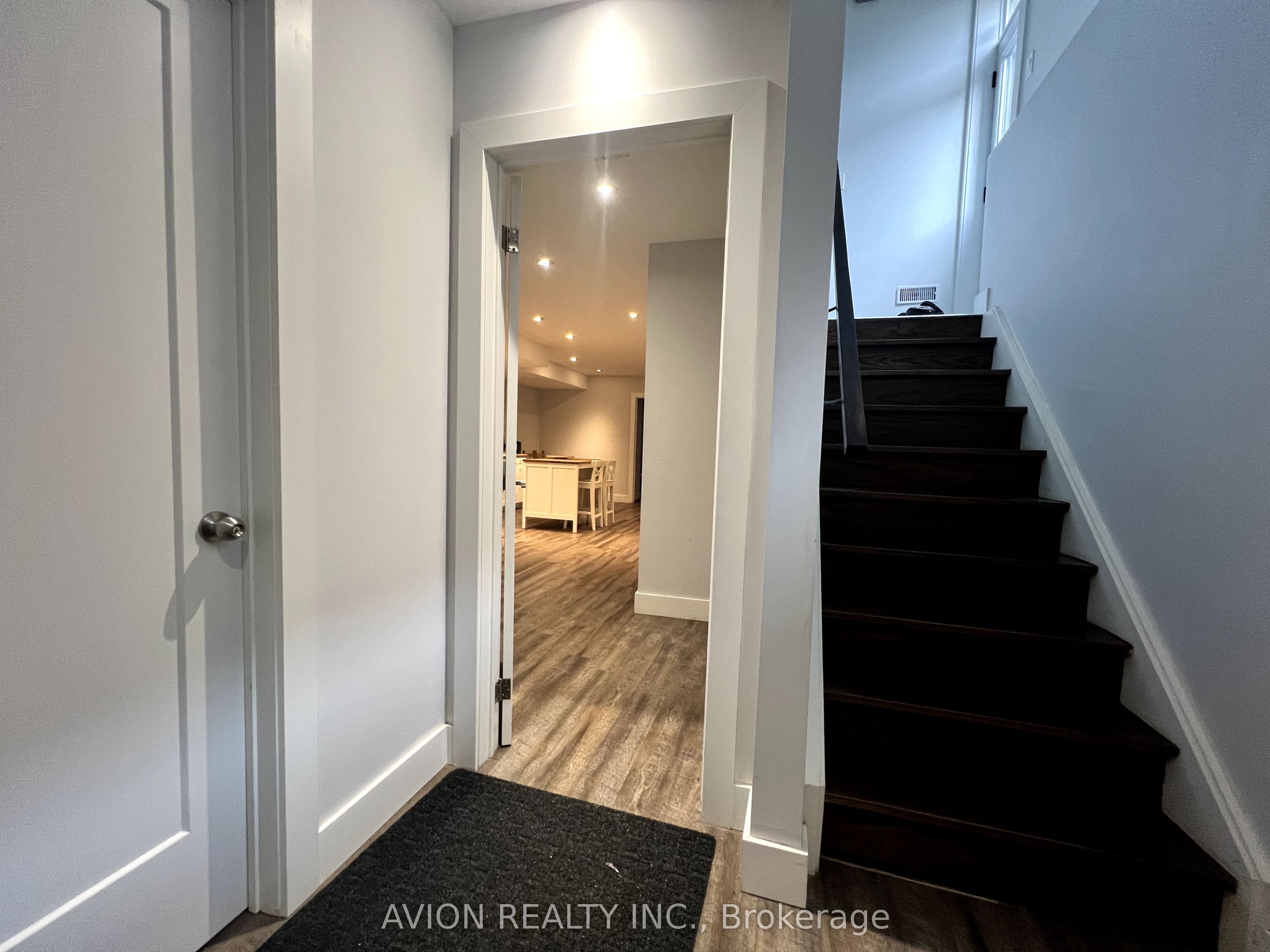 28 Monarchdale Avenue Bsmt, Toronto, ON M6M 2S7 photo 5