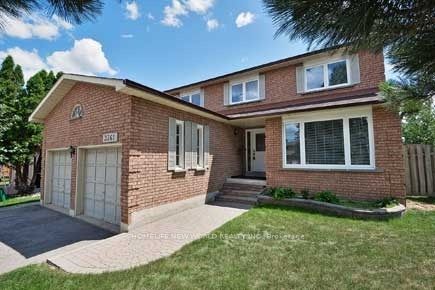 3361 Sanderling Crescent Ensuite Bedroom, Mississauga, ON L5L 3P3