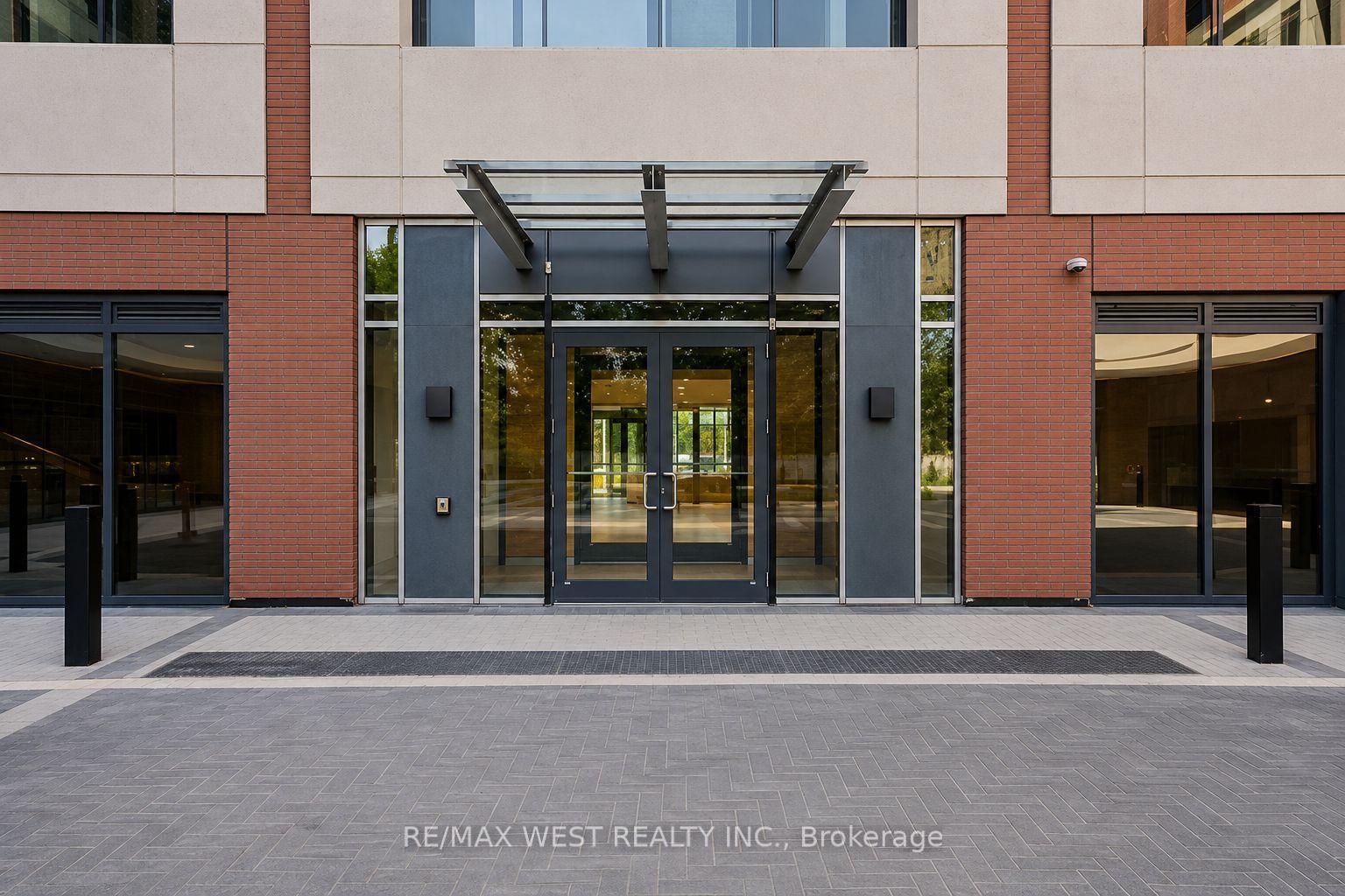 4010 Eglinton Avenue W 1309, Toronto, ON M9A 0G5 photo 2
