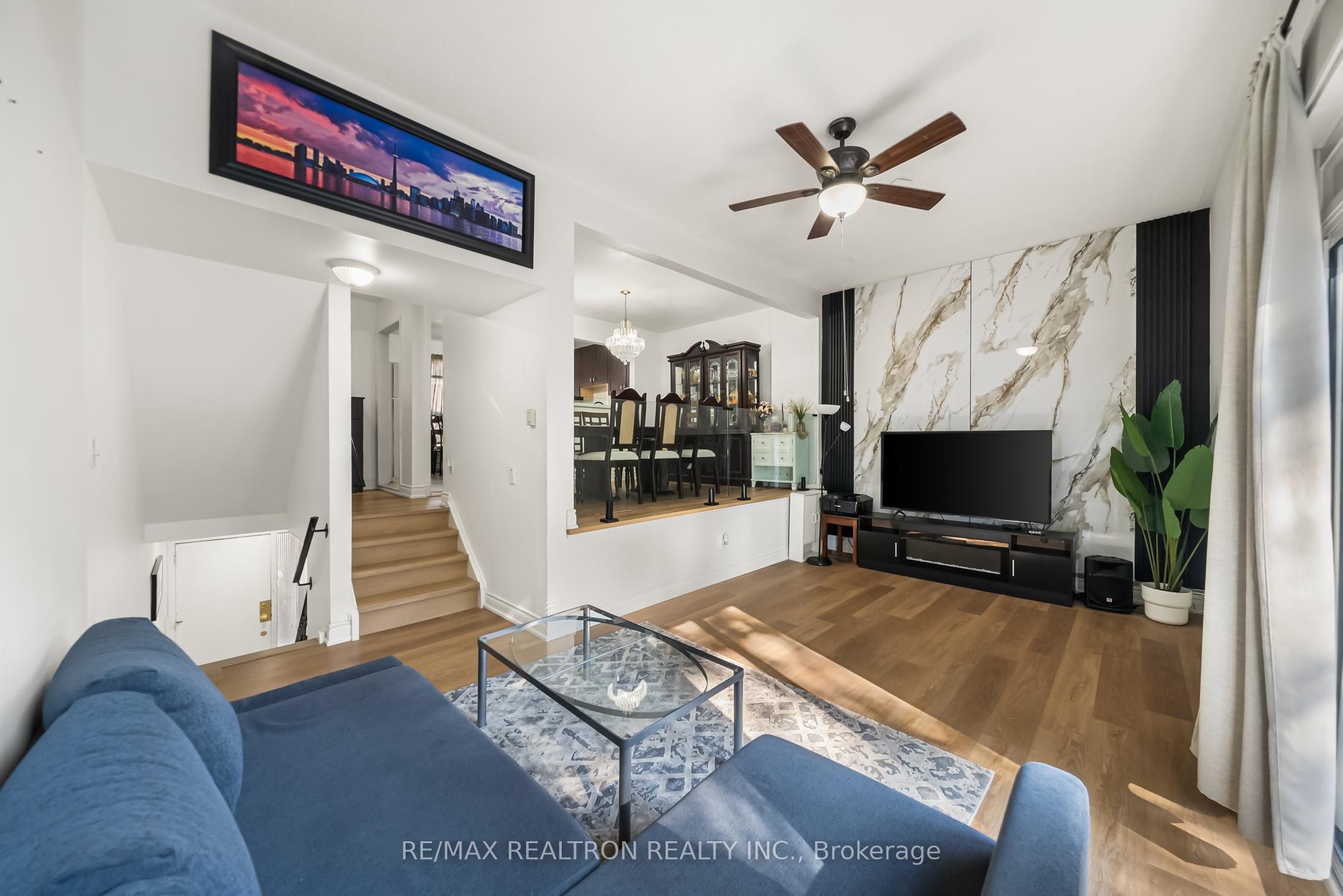7 Sebastian Cabot Way, Toronto, ON M3N 2T4 photo 4