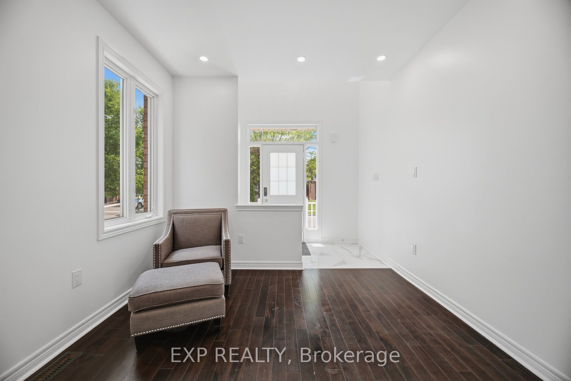 363 Holmes Crescent, Milton, ON L9T 0T4 photo 3