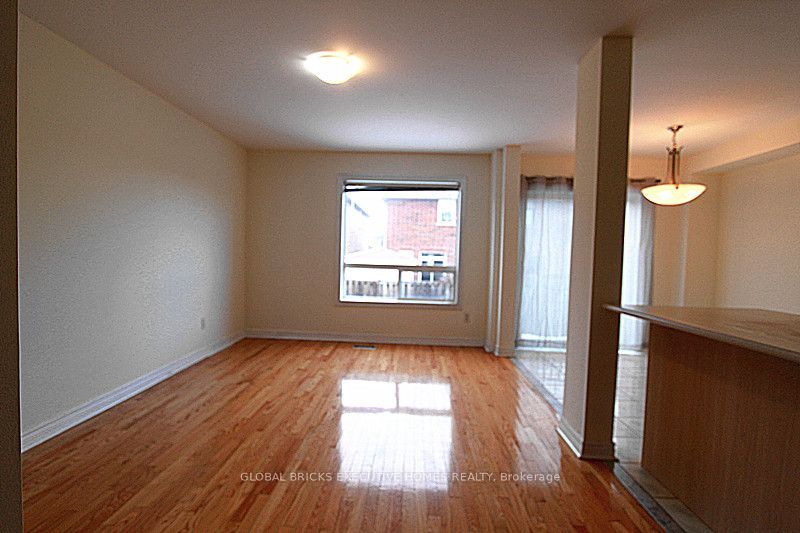 4885 James Austin Drive, Mississauga, ON L4Z 4G7 photo 4