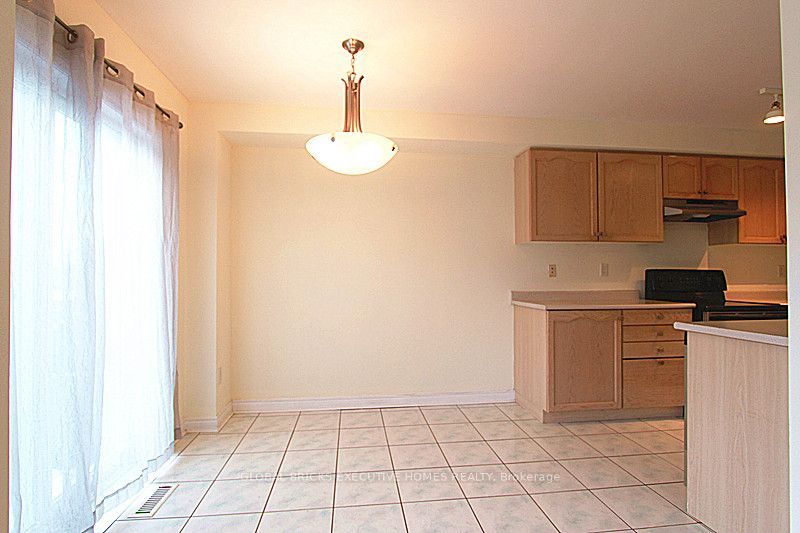 4885 James Austin Drive, Mississauga, ON L4Z 4G7 photo 5