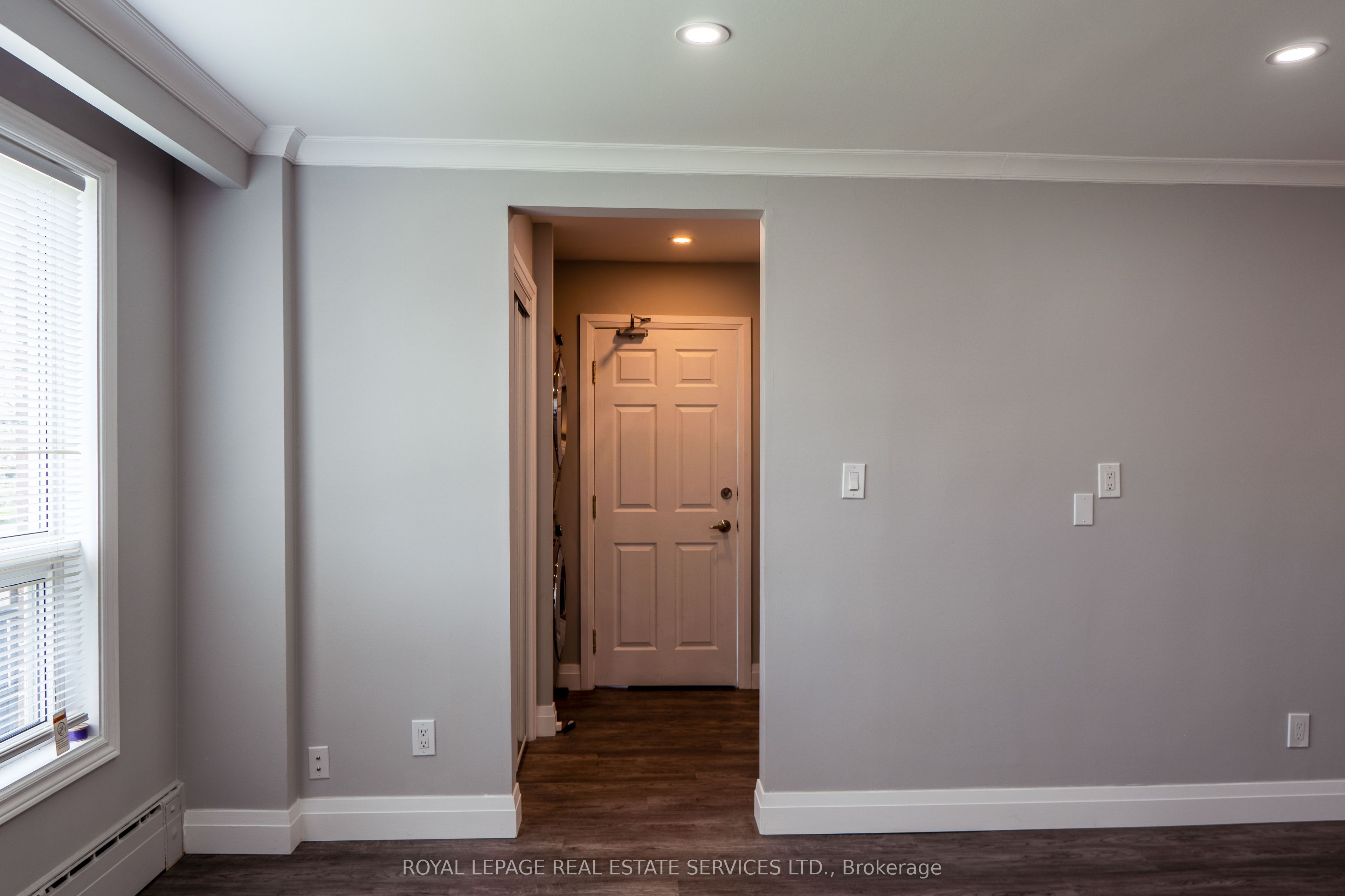 48A Arcadian Circle #2, Toronto, ON M8W 2Y9 photo 5