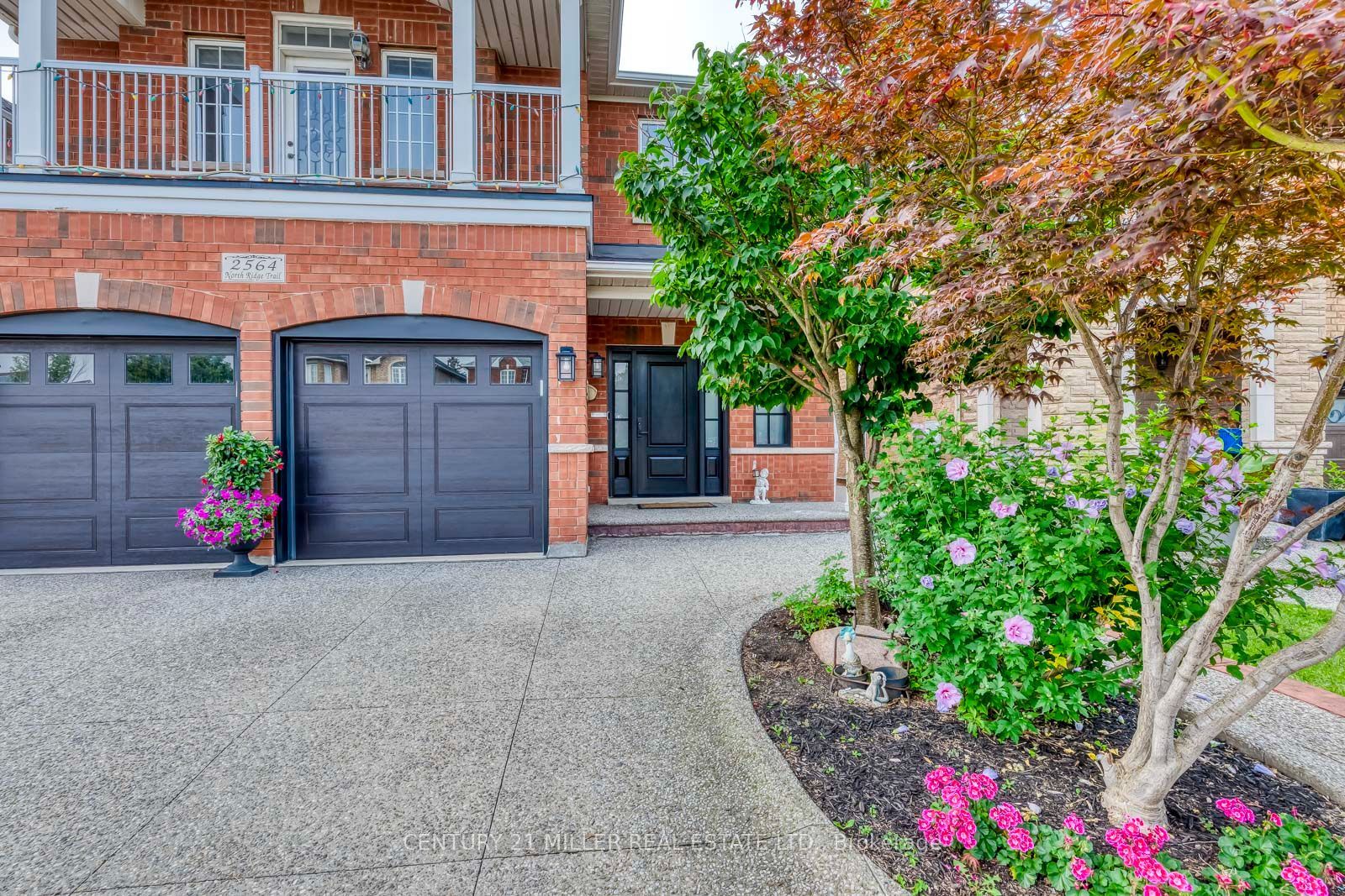 2564 North Ridge Trail, Oakville, ON L6H 7N6 photo 3