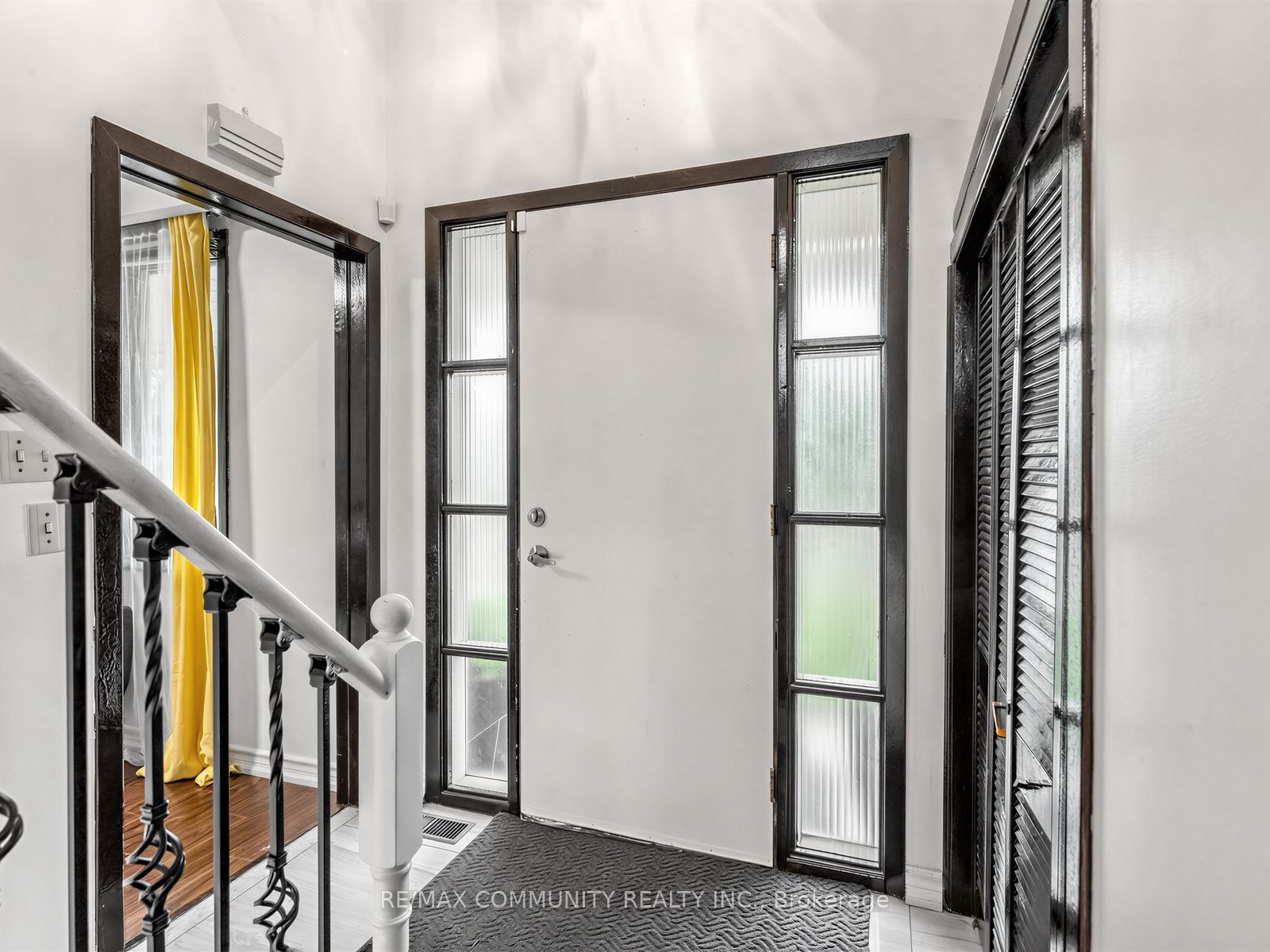 1397 Charles Drive, Burlington, ON L7P 2C8 photo 5