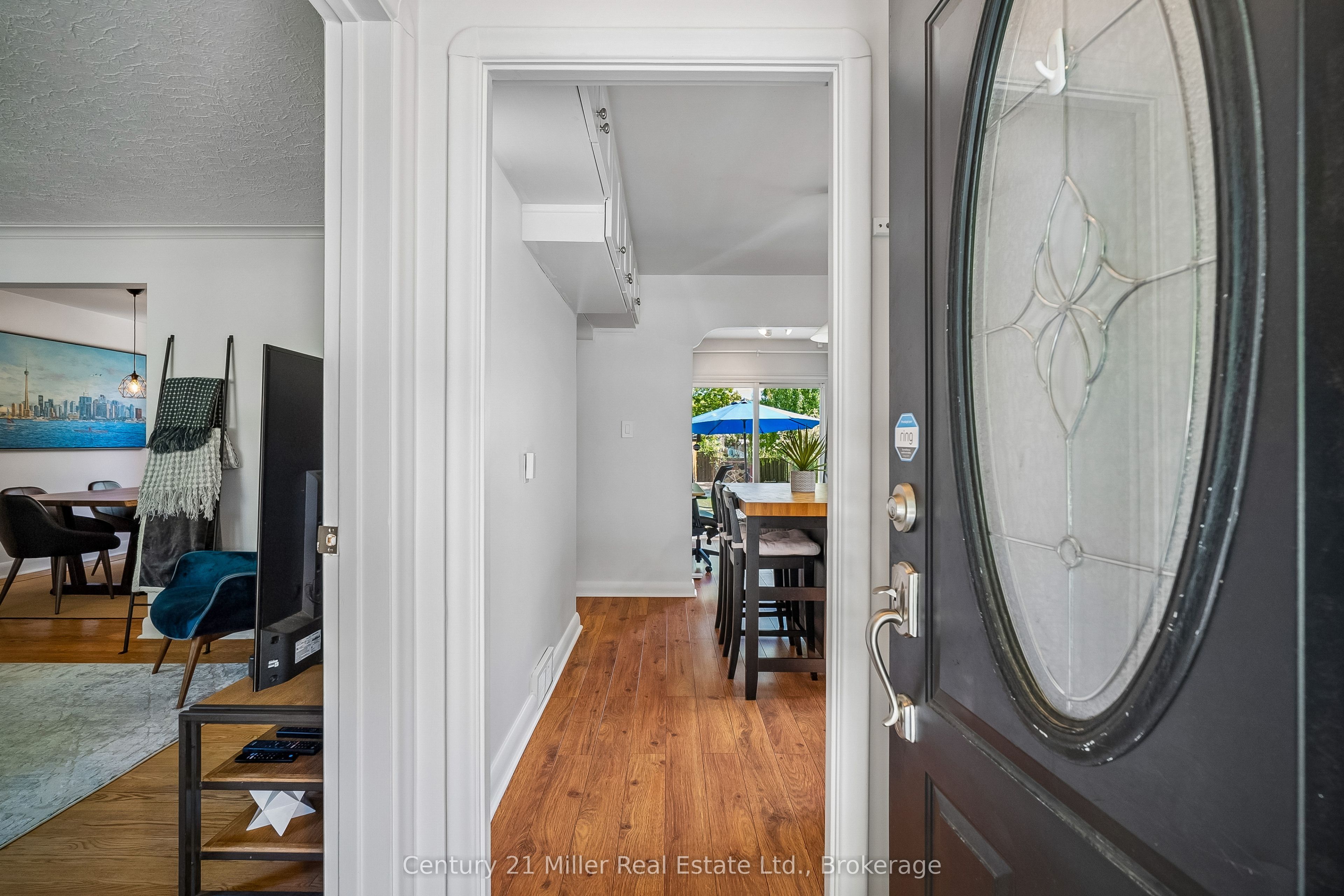 1583 Blanefield Road, Mississauga, ON L5G 4H3 photo 2