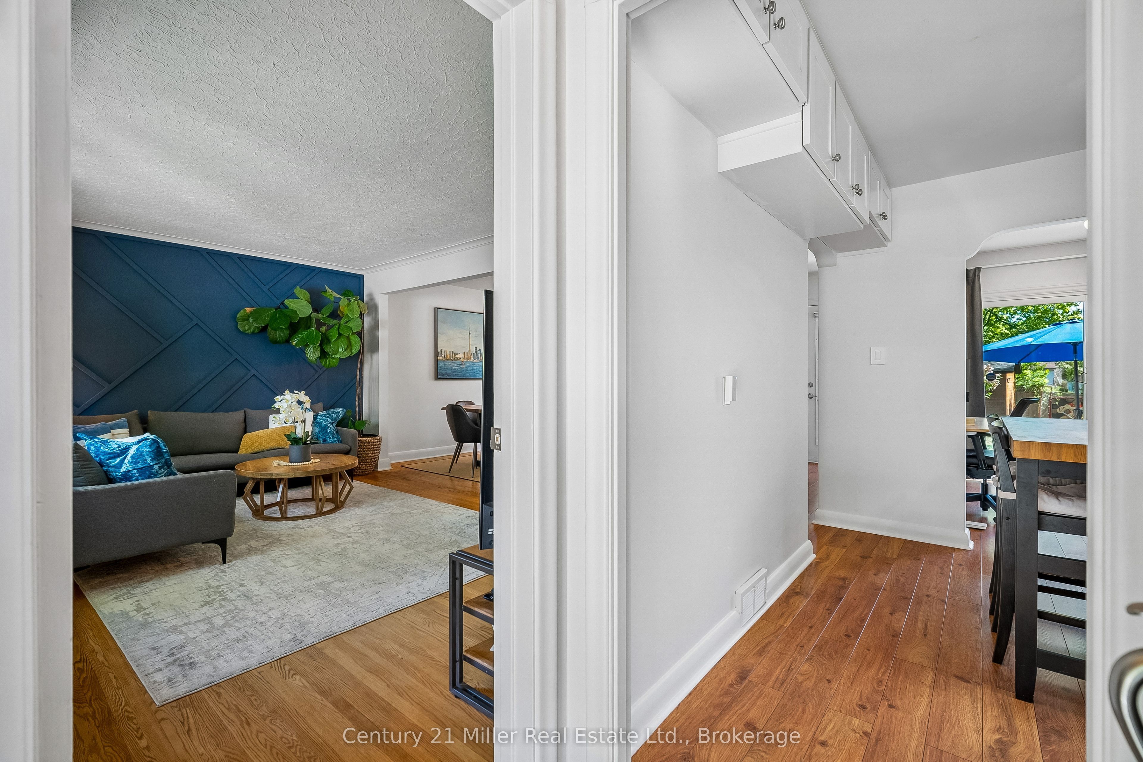 1583 Blanefield Road, Mississauga, ON L5G 4H3 photo 3