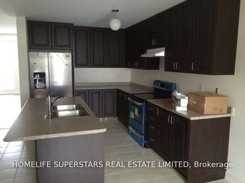 147 Inspire Boulevard 1, Brampton, ON L6R 3X9 photo 2
