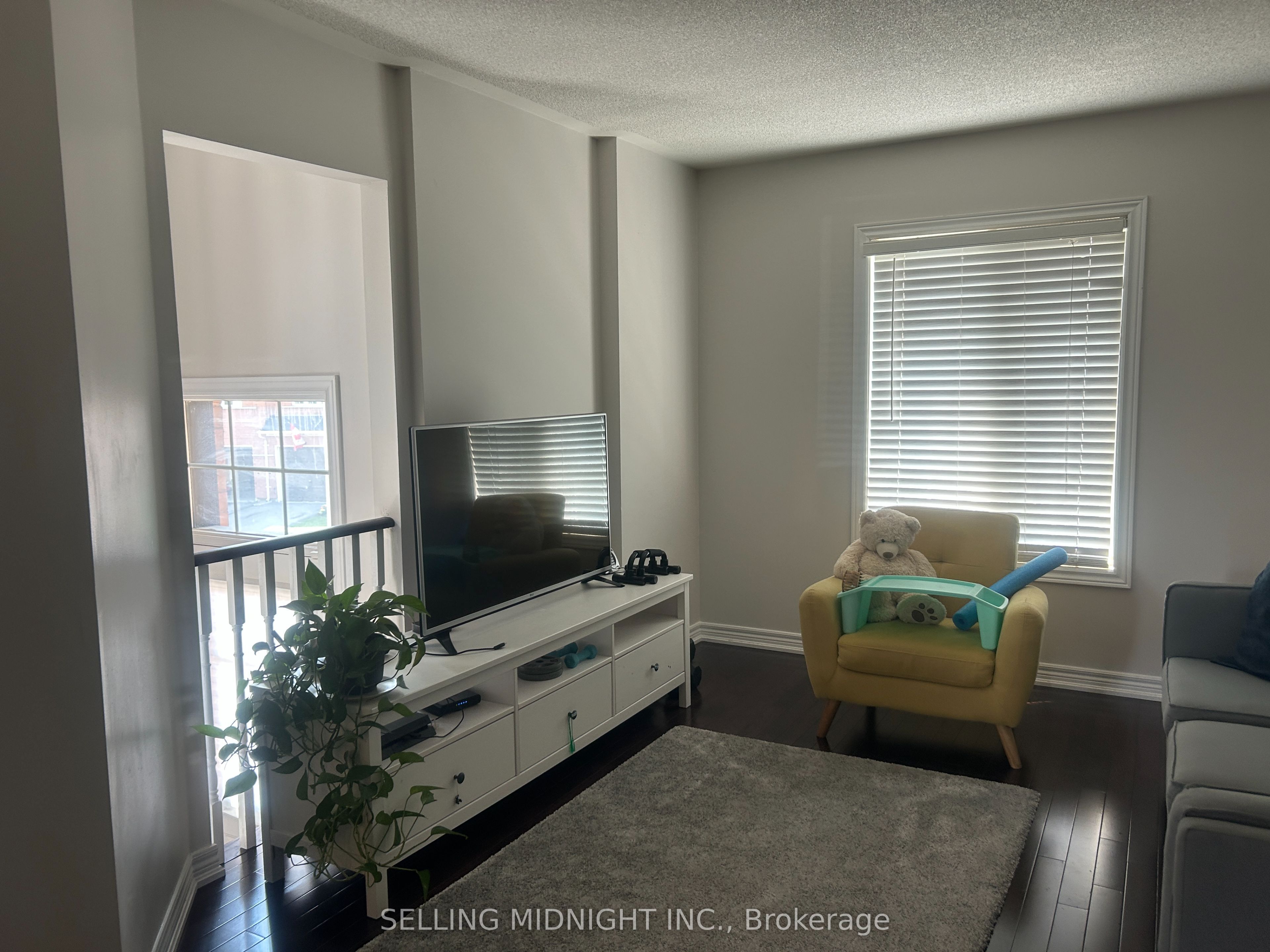 2413 Ravinebrook Crescent, Oakville, ON L6H 6Y2 photo 4