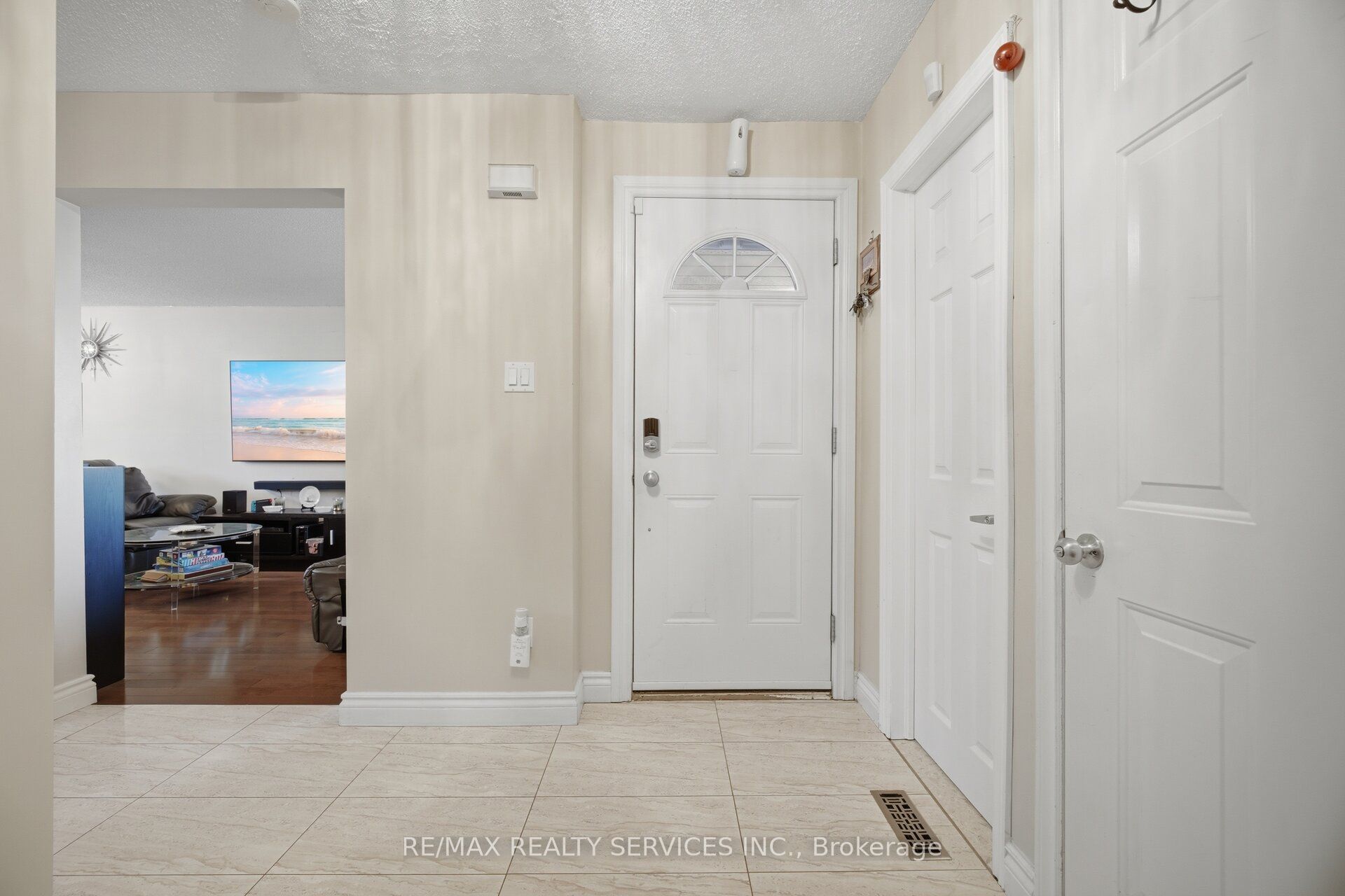 16 Langholm Court, Brampton, ON L6Z 2Y1 photo 5