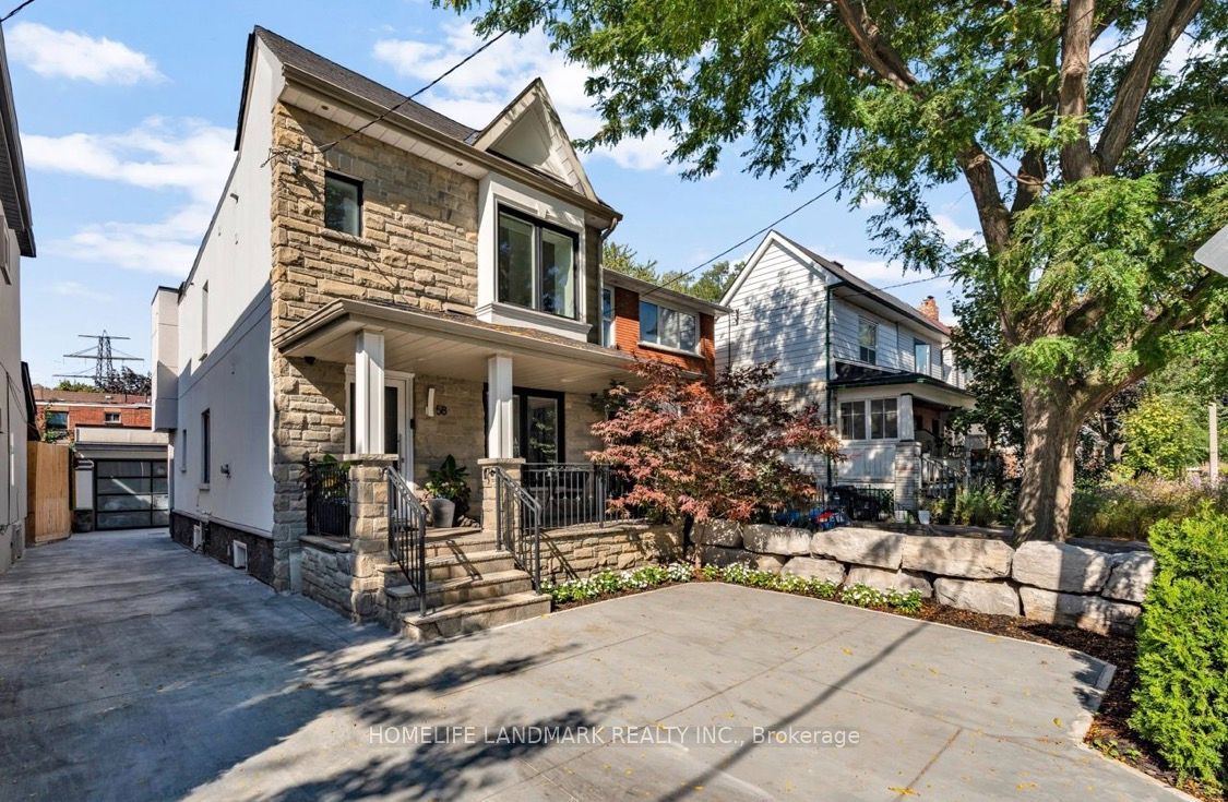 58 Carrick Avenue upper, Toronto, ON M6N 3J5 photo 3