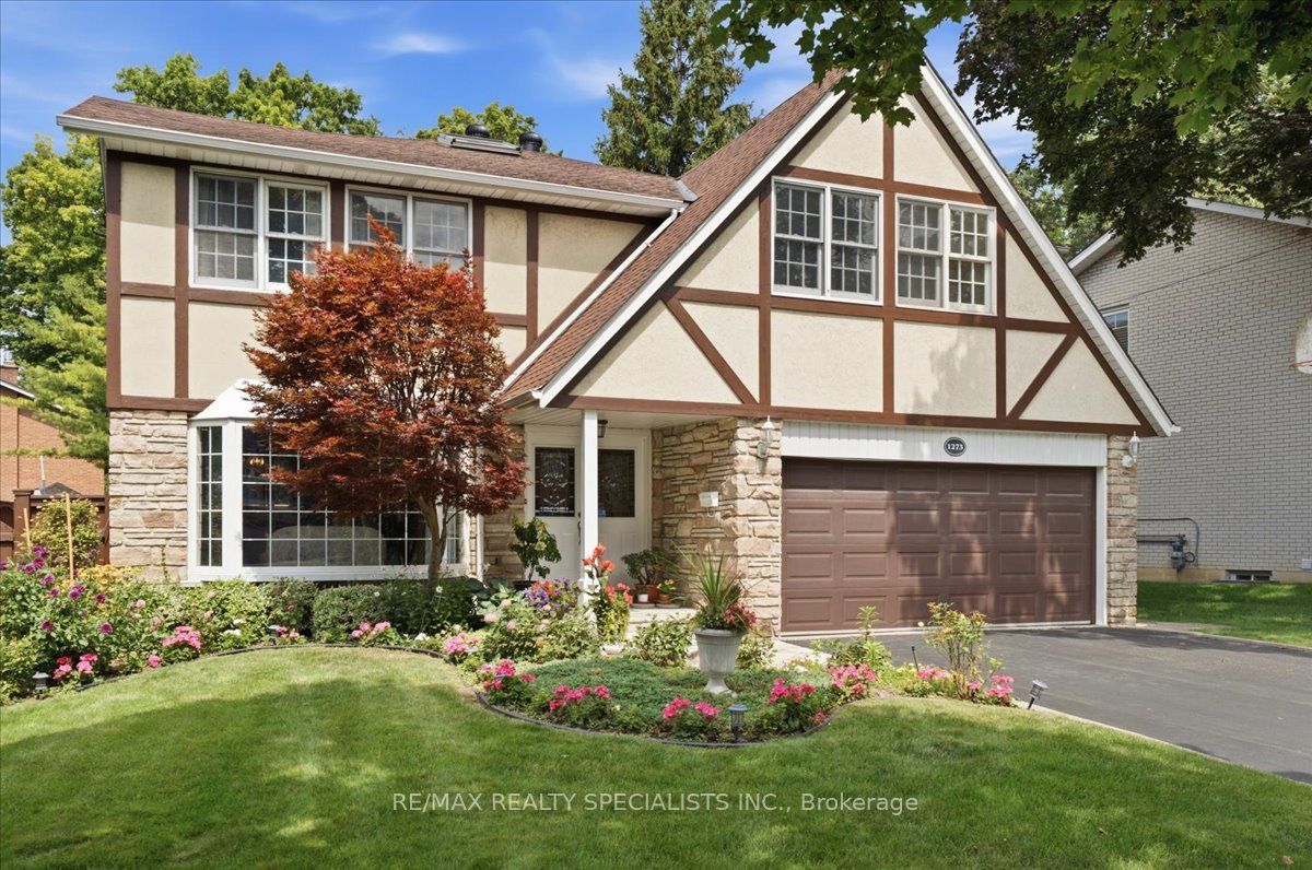1273 Winding Trail, Mississauga, ON L4Y 2T9 photo 2