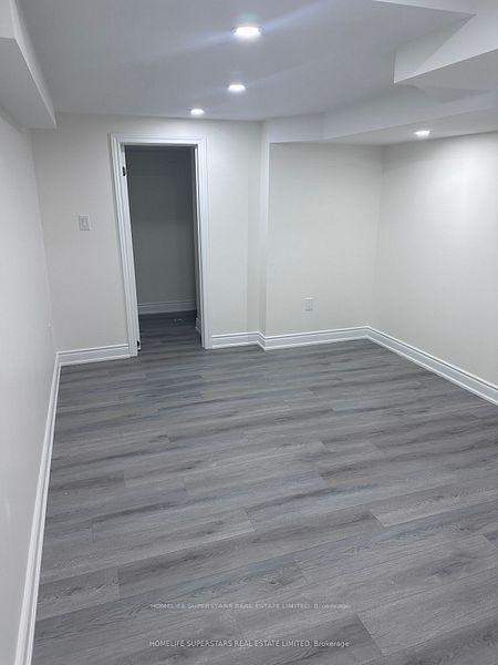 25 Bookton Street BSMT, Brampton, ON L6P 4P3 photo 3
