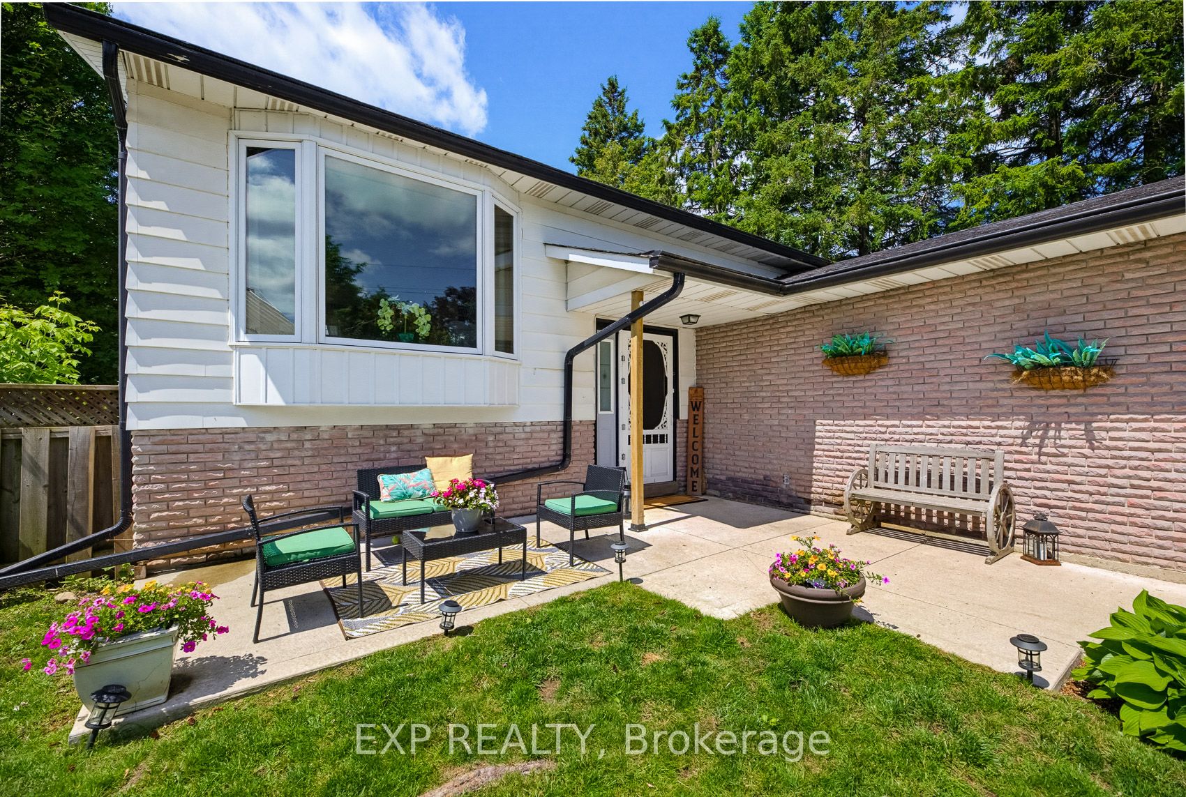 6 Palace Street, Caledon, ON L7K 0A2 photo 2