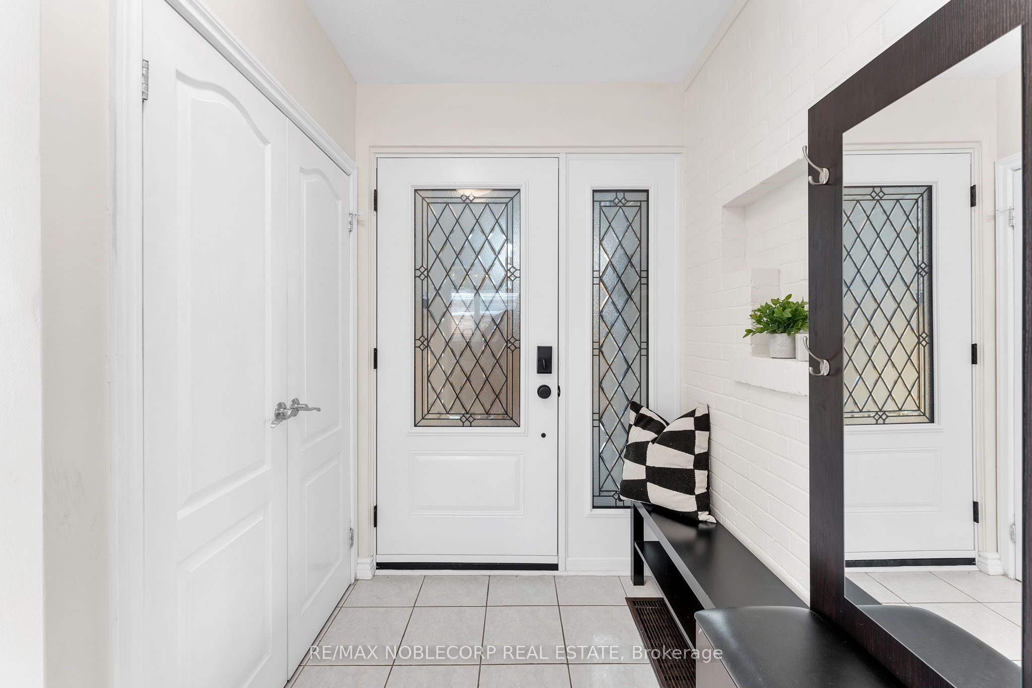 4230 Bloor Street W, Toronto, ON M9C 1Z7 photo 5