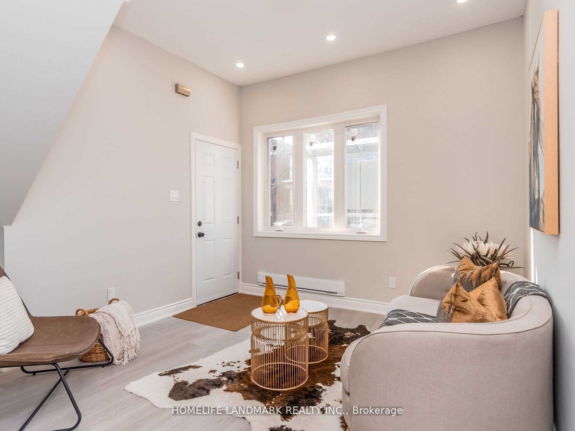 143 Symington Avenue main, Toronto, ON M6P 3W3 photo 3