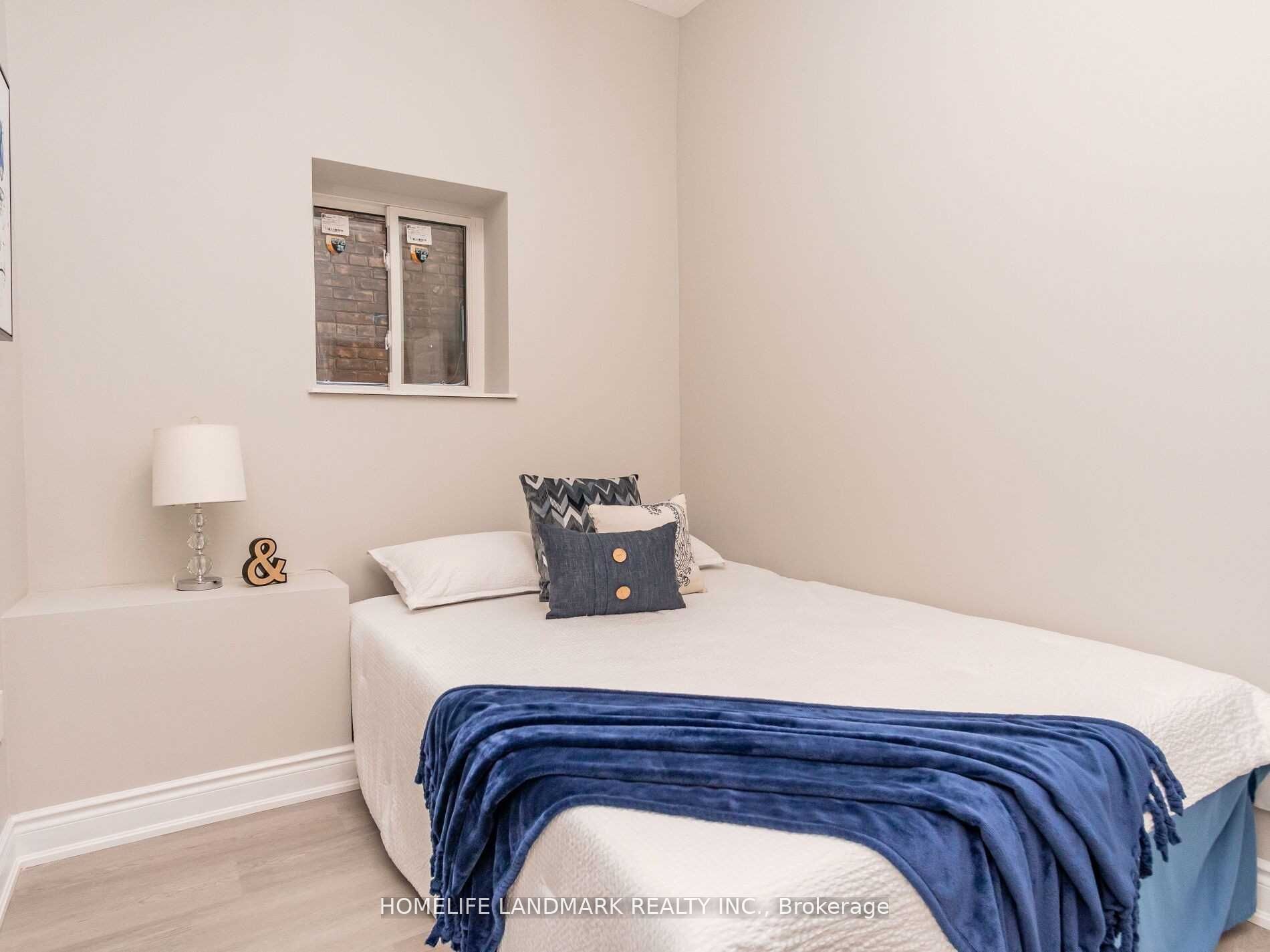 143 Symington Avenue main, Toronto, ON M6P 3W3 photo 5