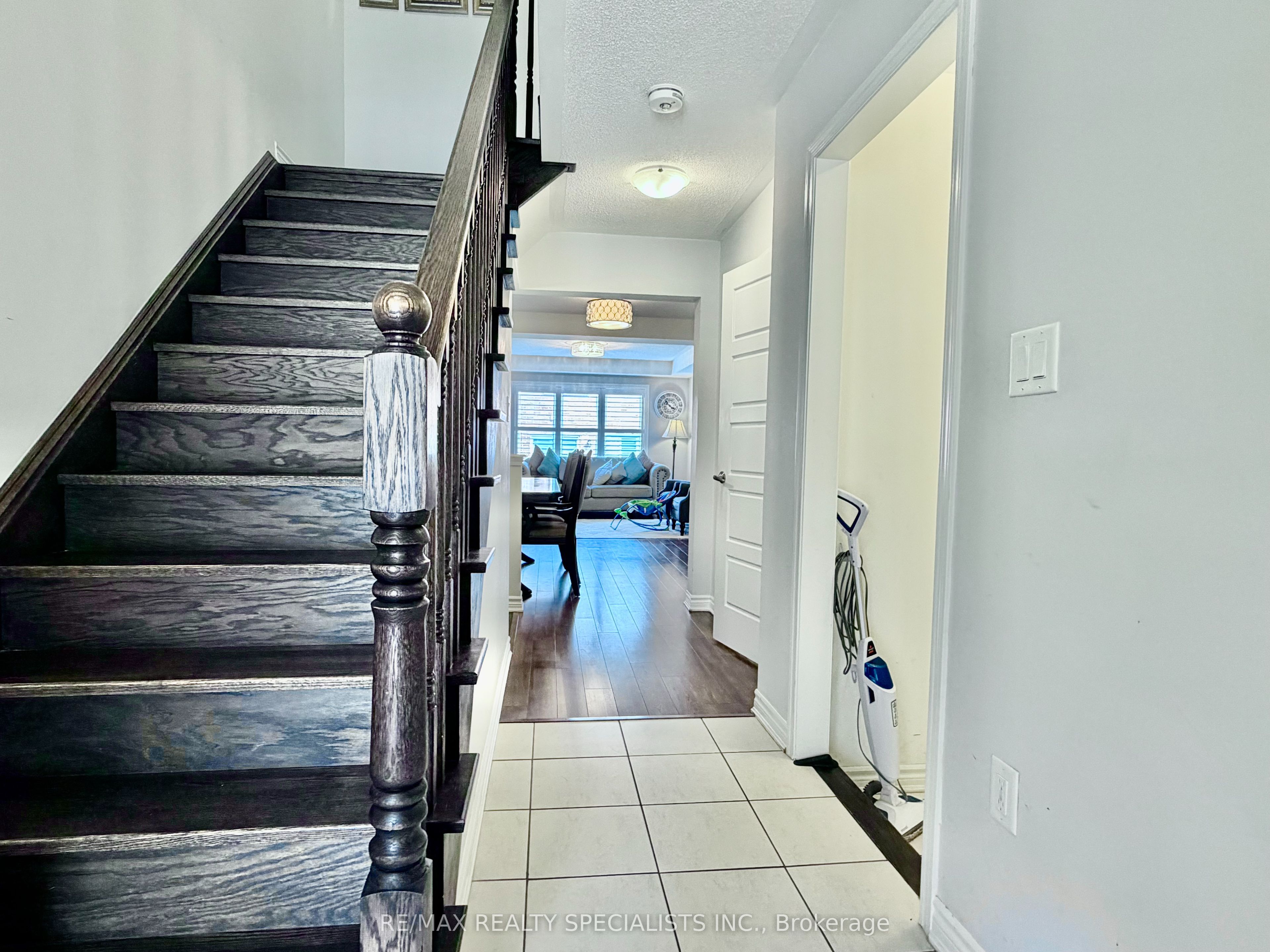 298 Beasley Terrace, Milton, ON L9E 1C5 photo 5