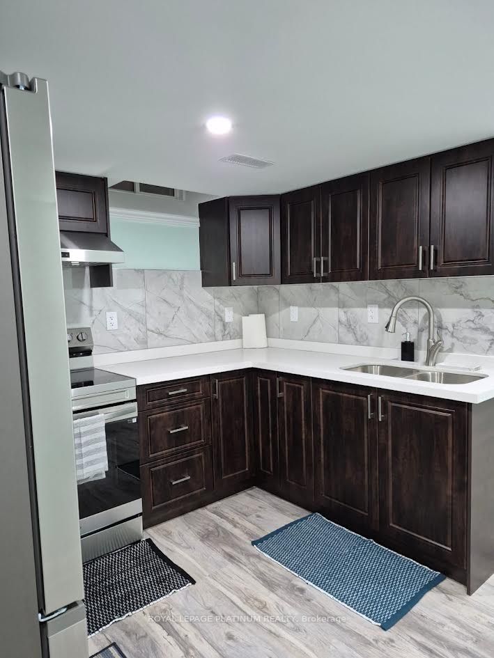 86 Villadowns Trail, Brampton, ON L6R 3Y9 photo 2