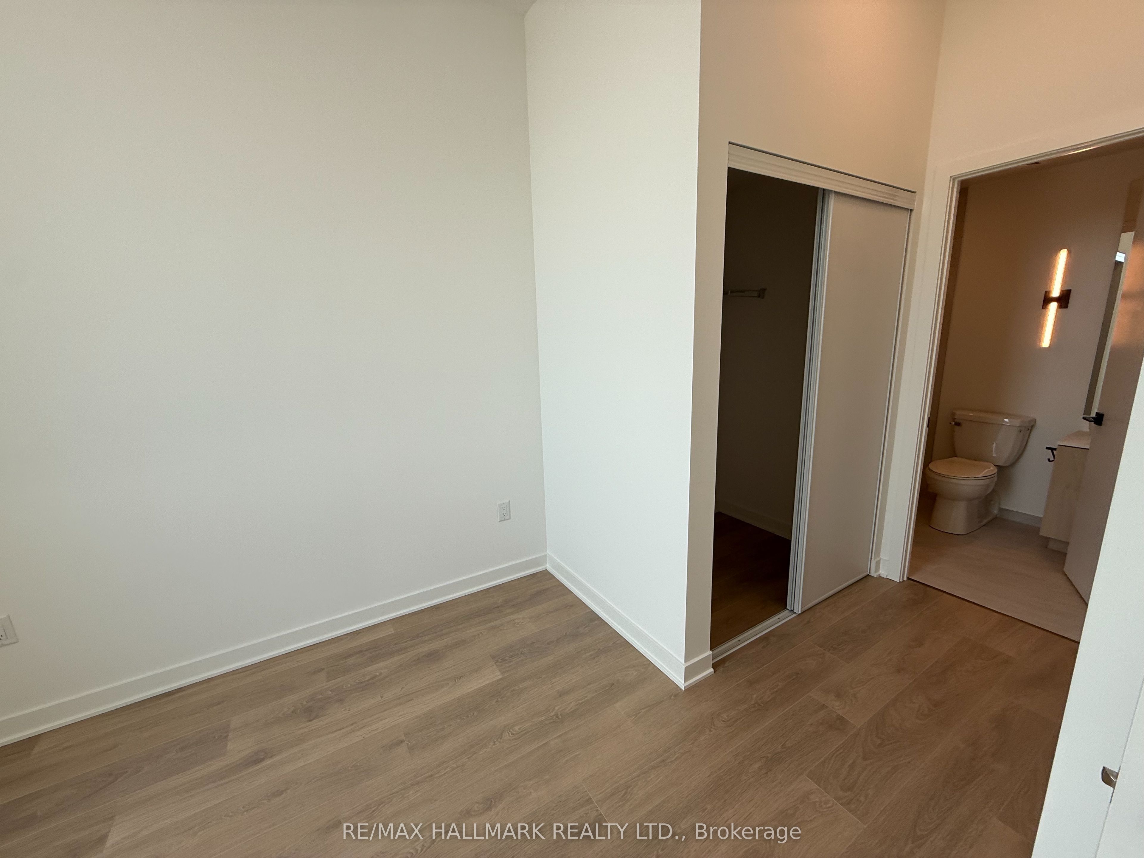 1185 Dupont Street 322, Toronto, ON M6H 0G5 photo 5