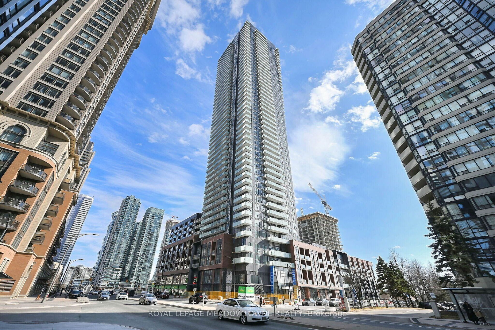 430 Square One Drive 1202, Mississauga, ON L5B 0L6