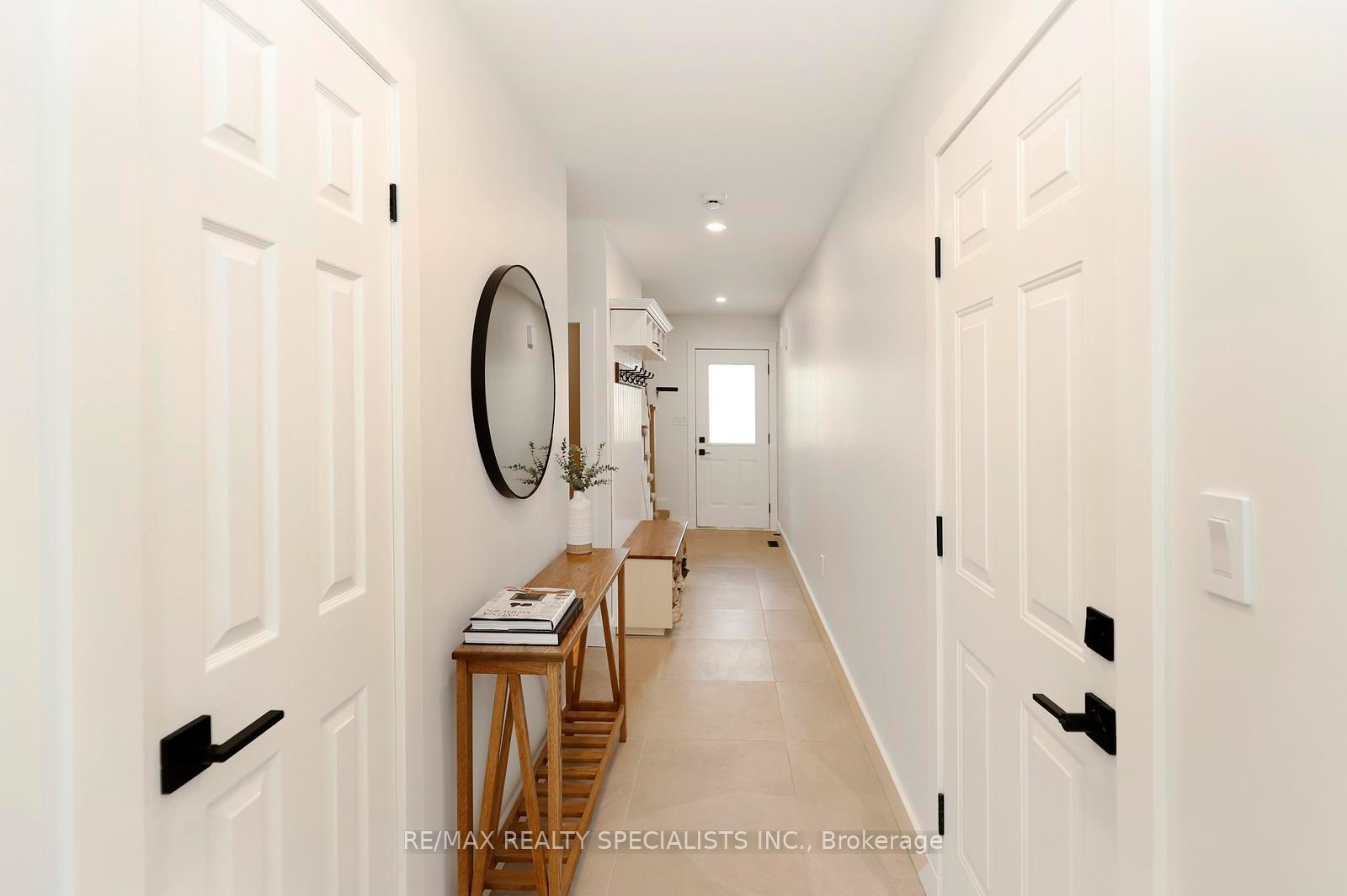4434 Fairview Street, Burlington, ON L7L 6S7 photo 5