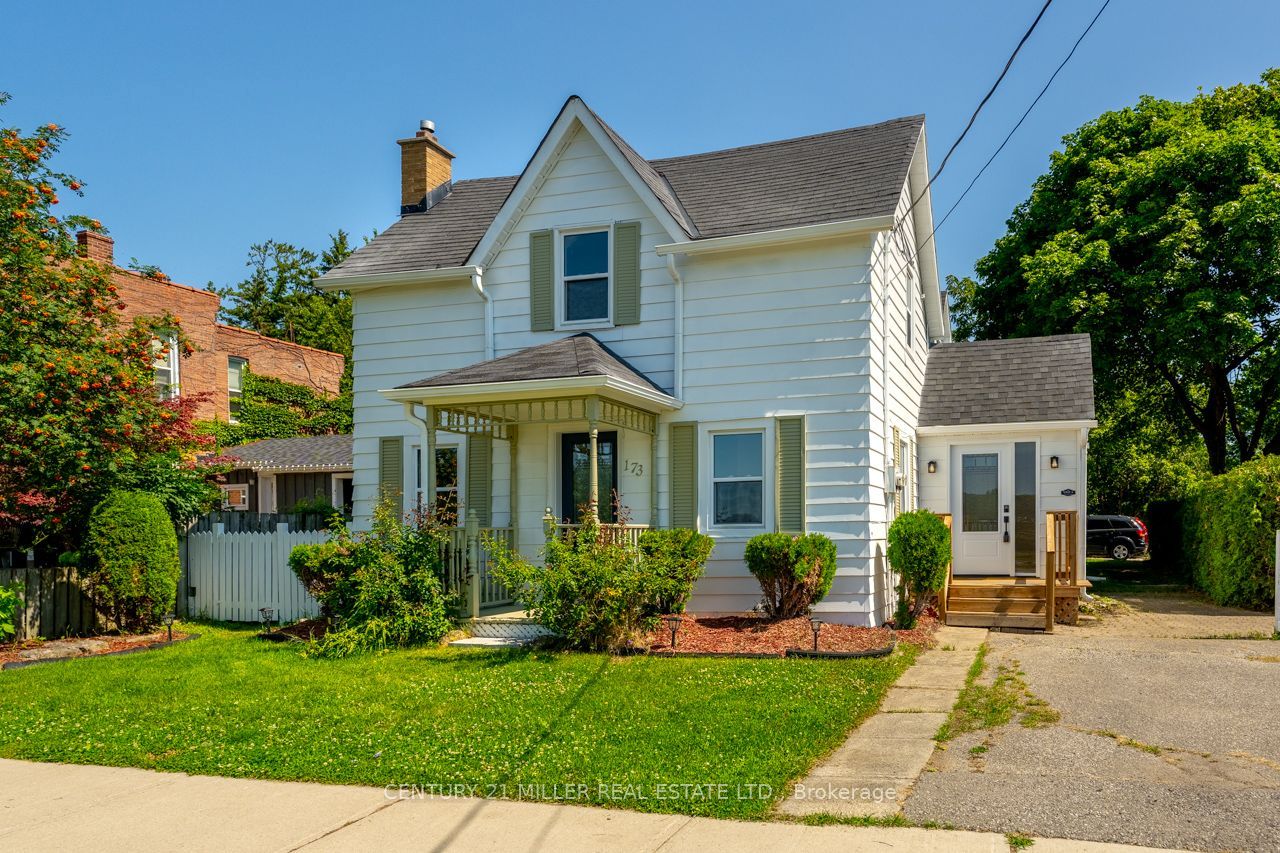 173 Thomas Street A, Milton, ON L9T 2E4 photo 2