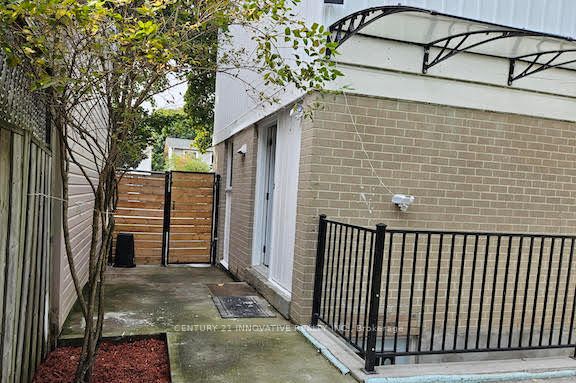 38 Jackman Drive, Brampton, ON L6S 2L8 photo 2