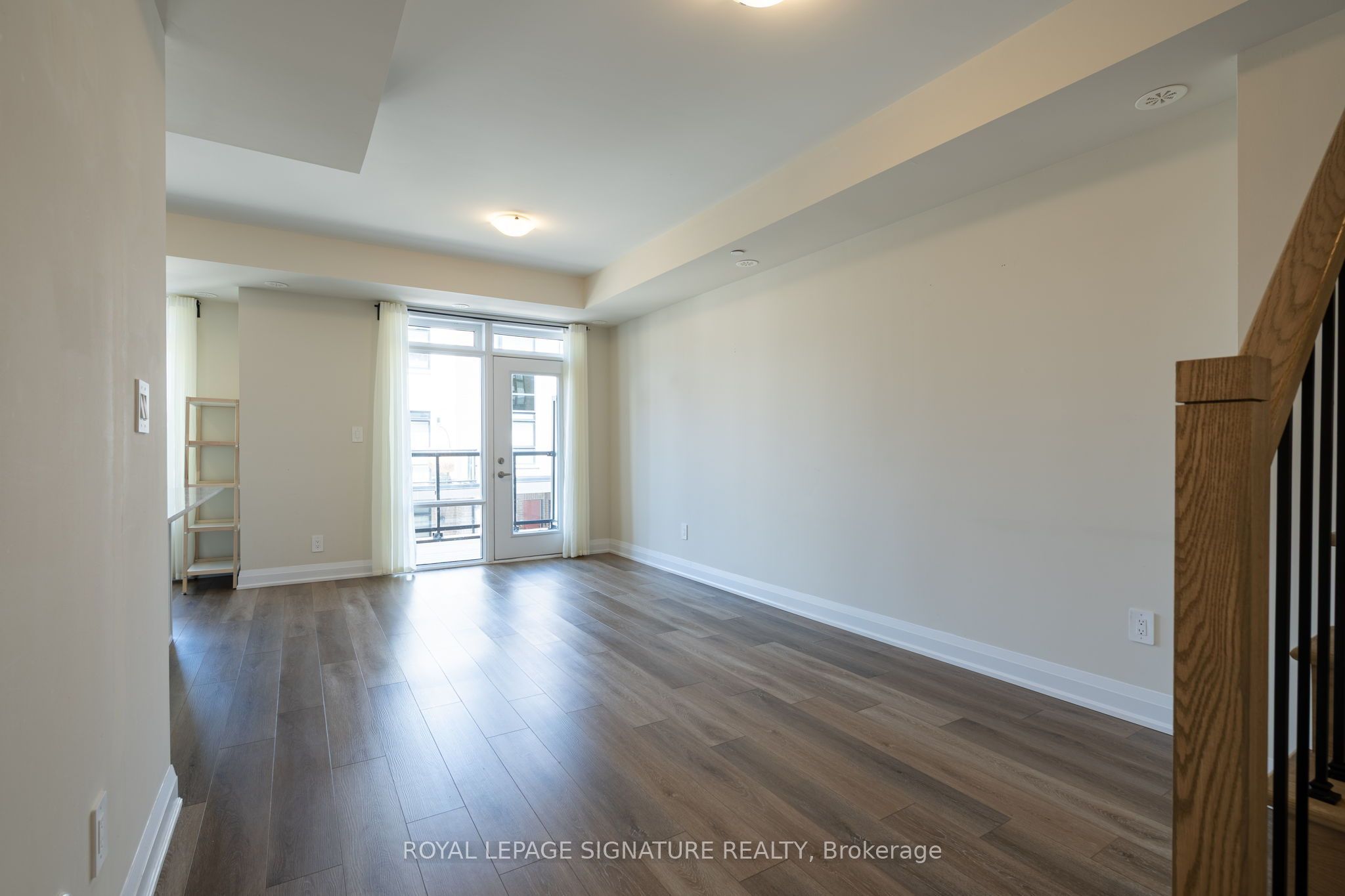 1585 Rose Way 108, Milton, ON L9E 1N4 photo 5