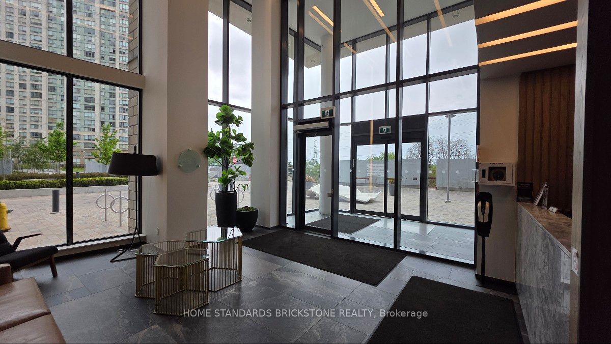20 Thomas Riley Road 606, Toronto, ON M9B 1B3