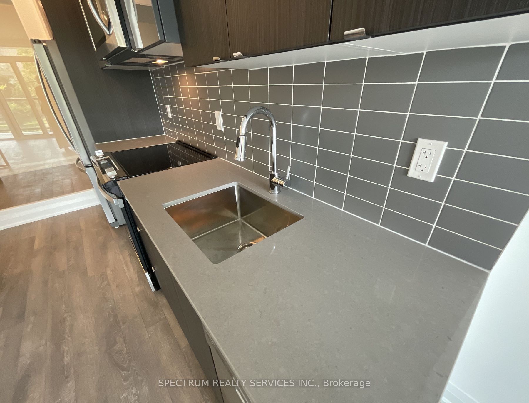 1461 Lawrence Avenue W 306, Toronto, ON M6L 0A6 photo 3
