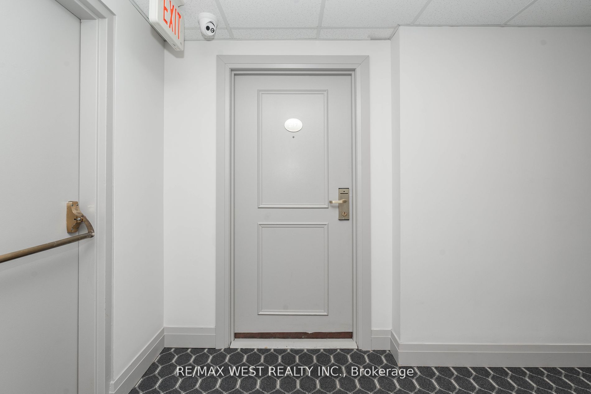 2737 Keele Street 817, Toronto, ON M3M 2E9 photo 4