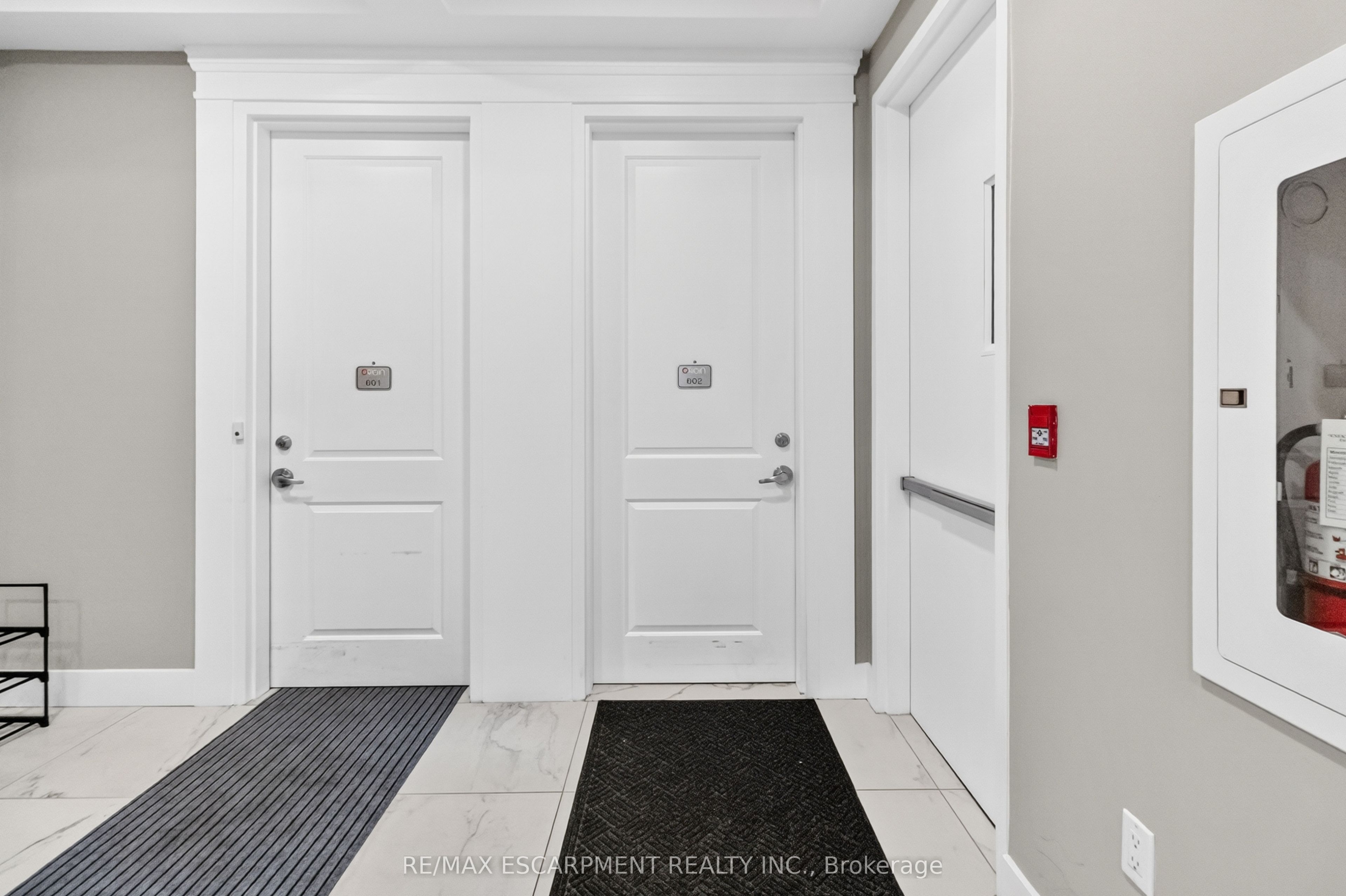 640 Sauve Street 602, Milton, ON L9T 9A7 photo 3