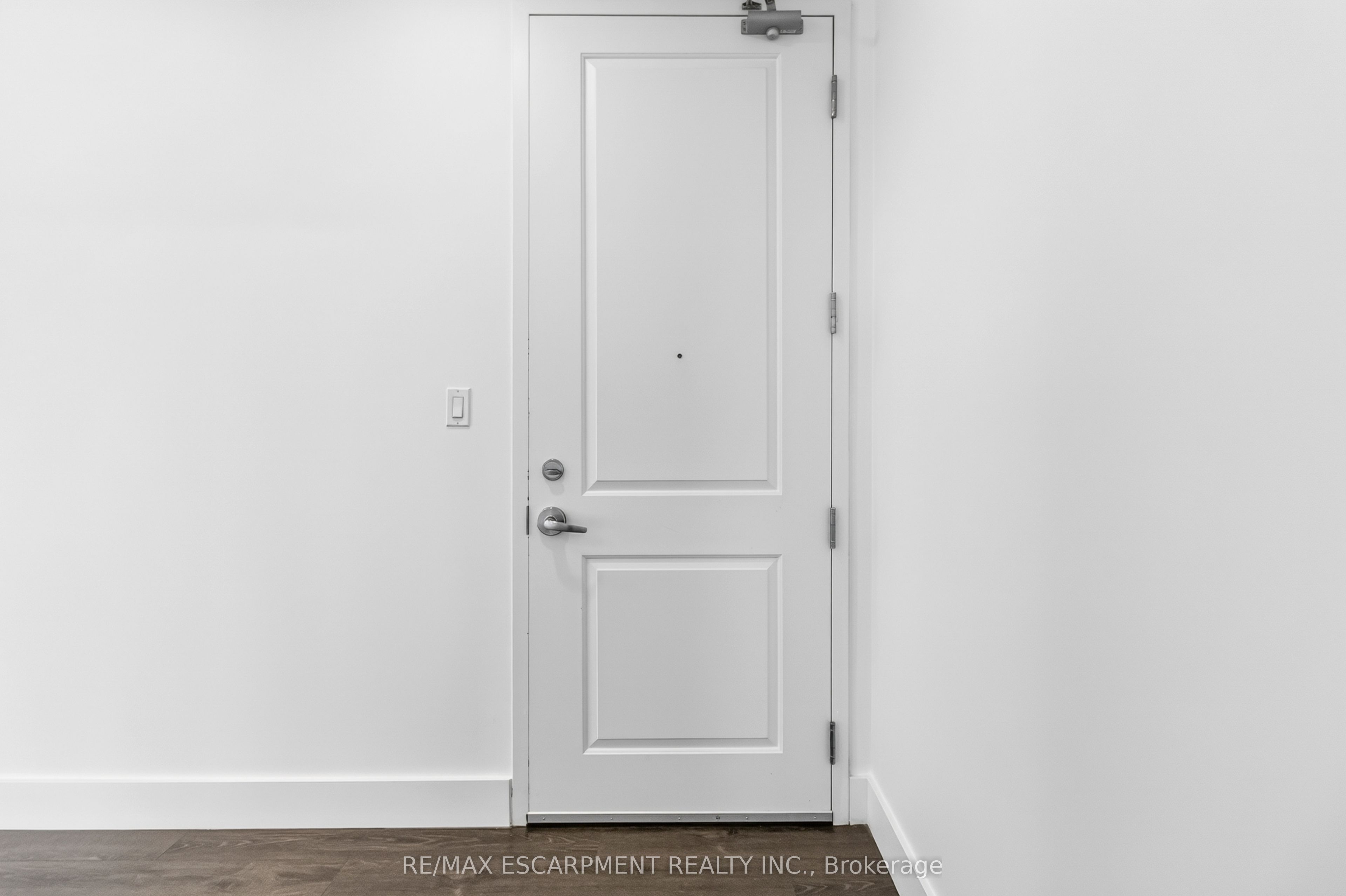 640 Sauve Street 602, Milton, ON L9T 9A7 photo 4
